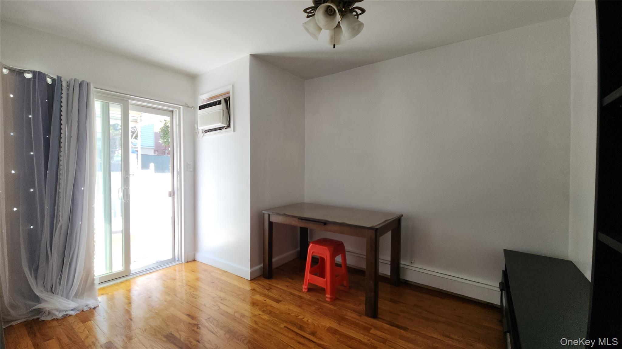 5434 83rd Street, Elmhurst, NY 11373