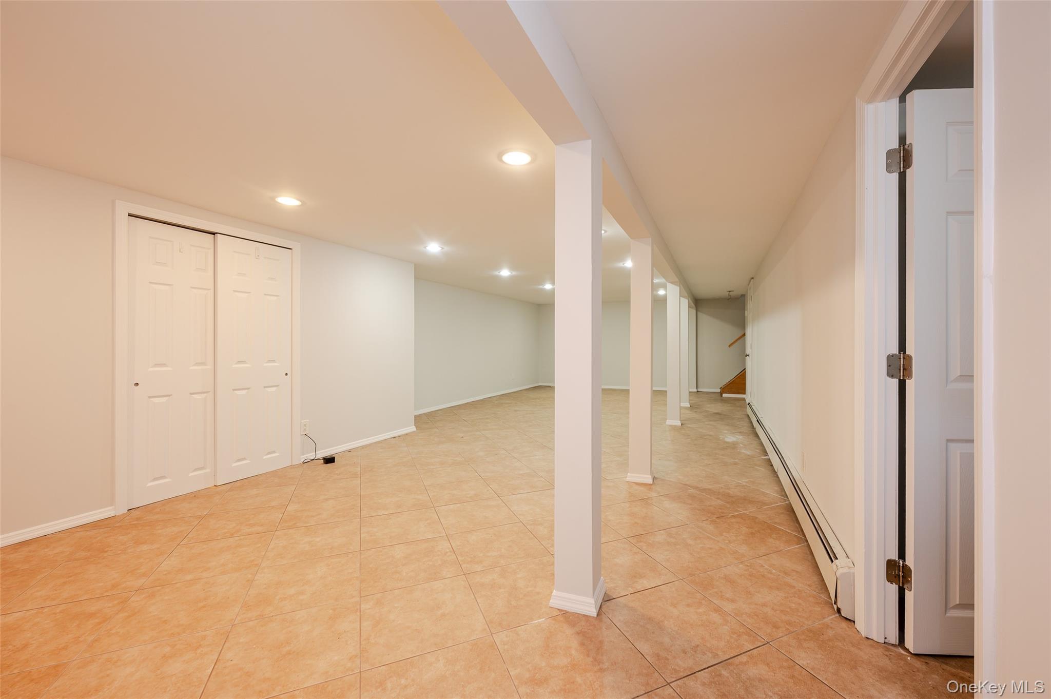 1139 Waverly Avenue, Farmingville, NY 11738