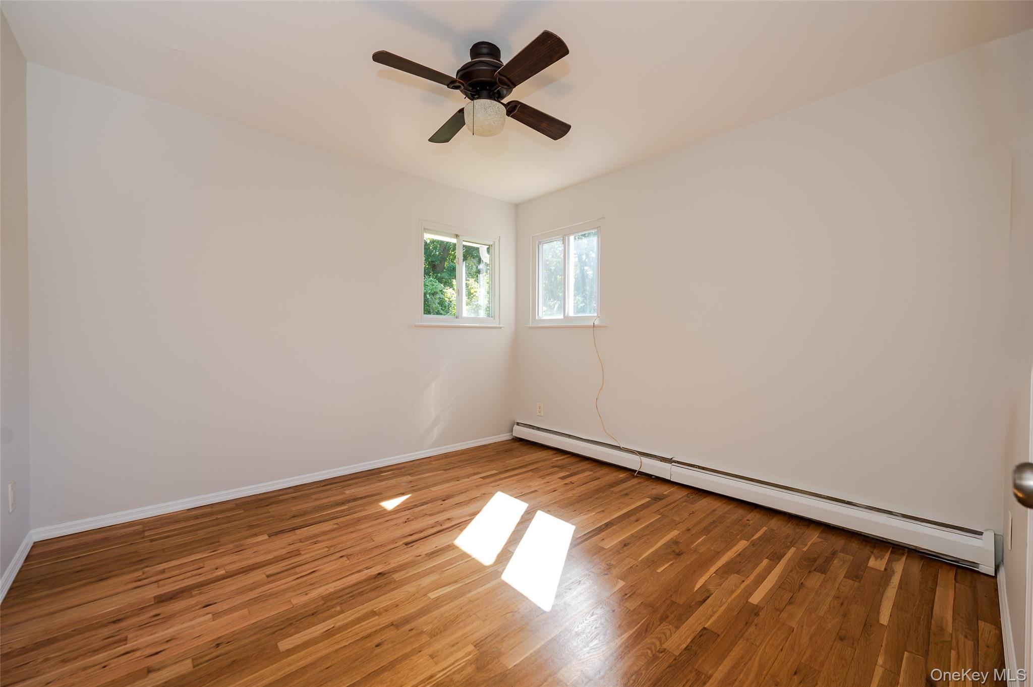 1139 Waverly Avenue, Farmingville, NY 11738