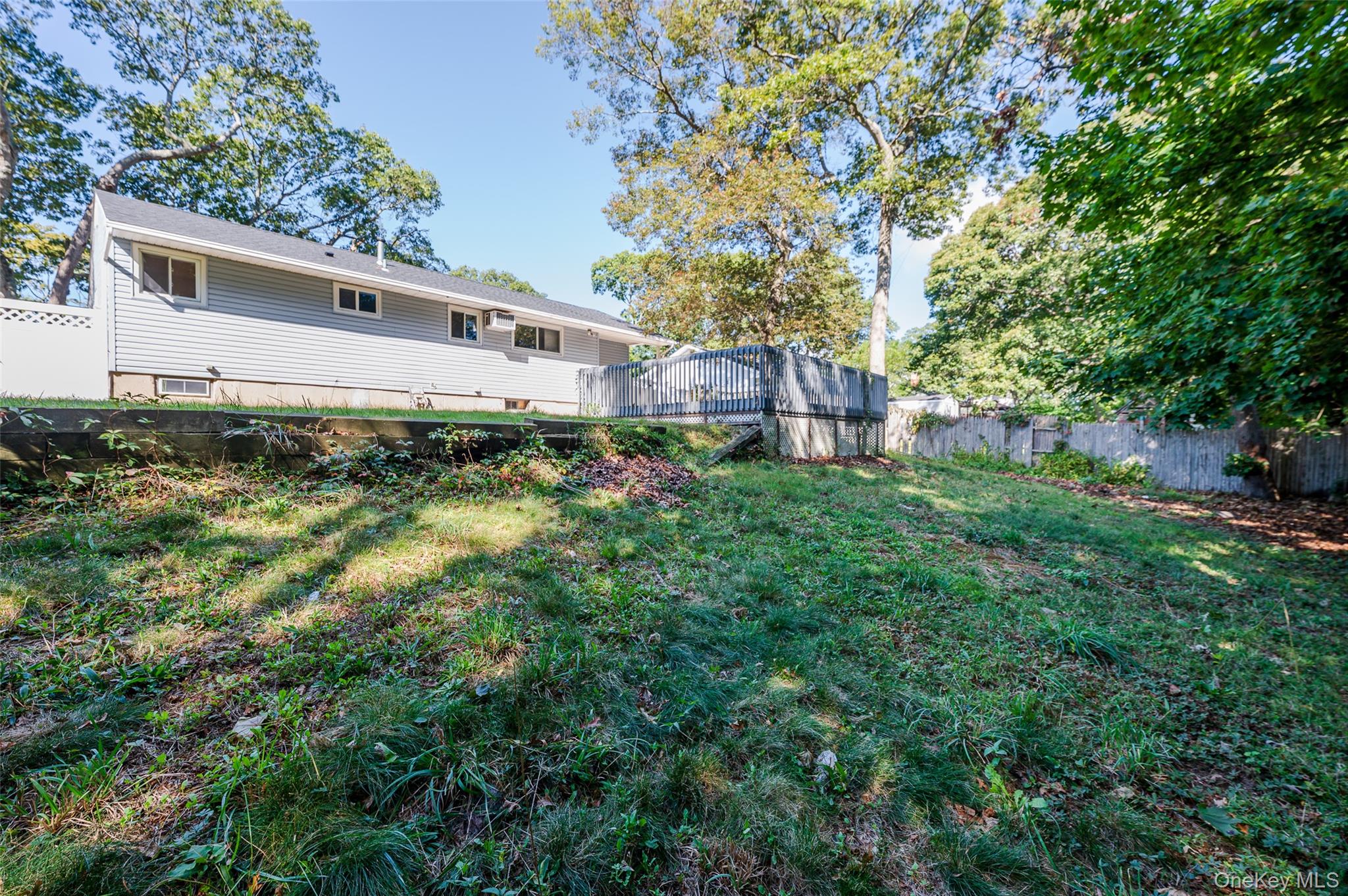 1139 Waverly Avenue, Farmingville, NY 11738