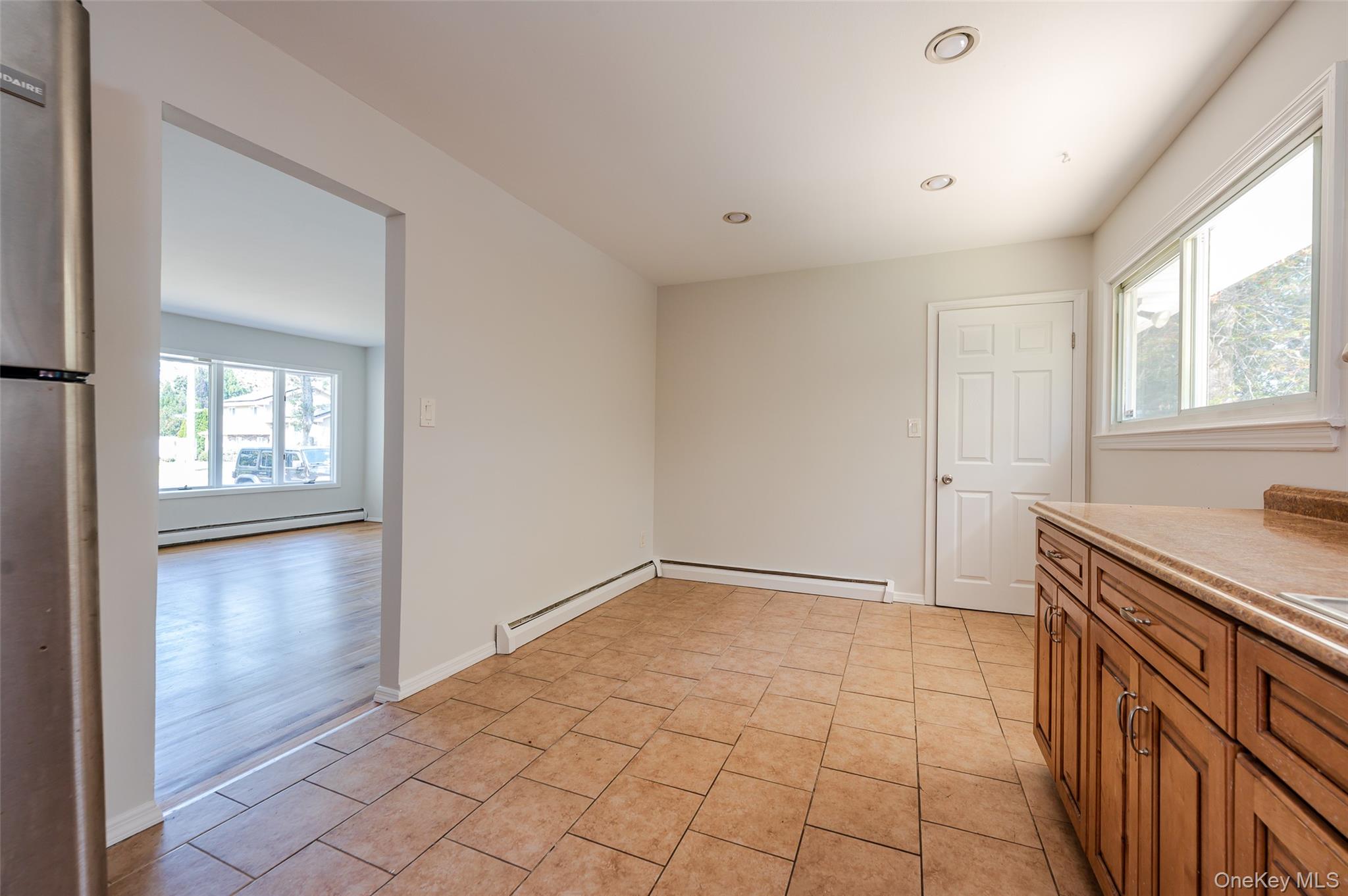 1139 Waverly Avenue, Farmingville, NY 11738