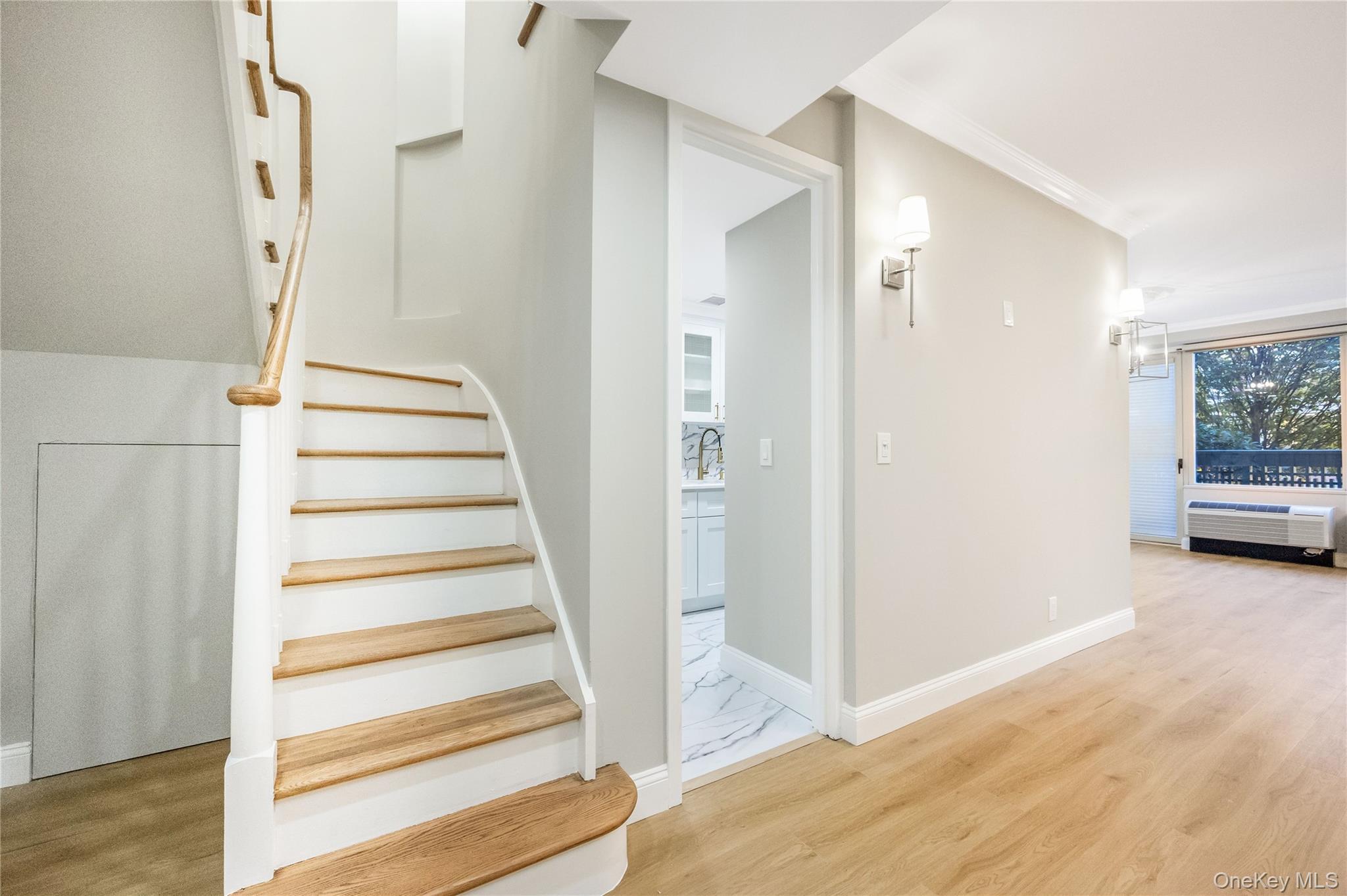 100 Hilton Avenue # M27, Garden City, NY 11530