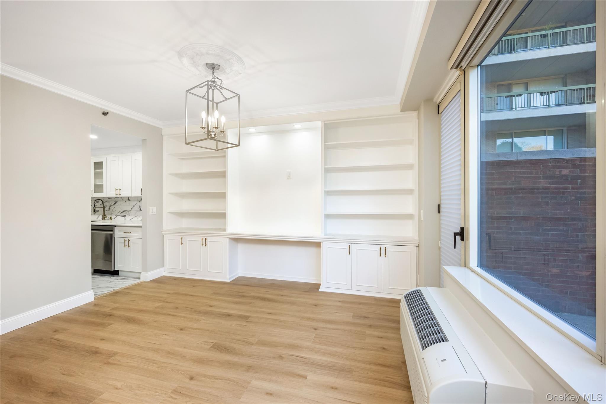 100 Hilton Avenue # M27, Garden City, NY 11530