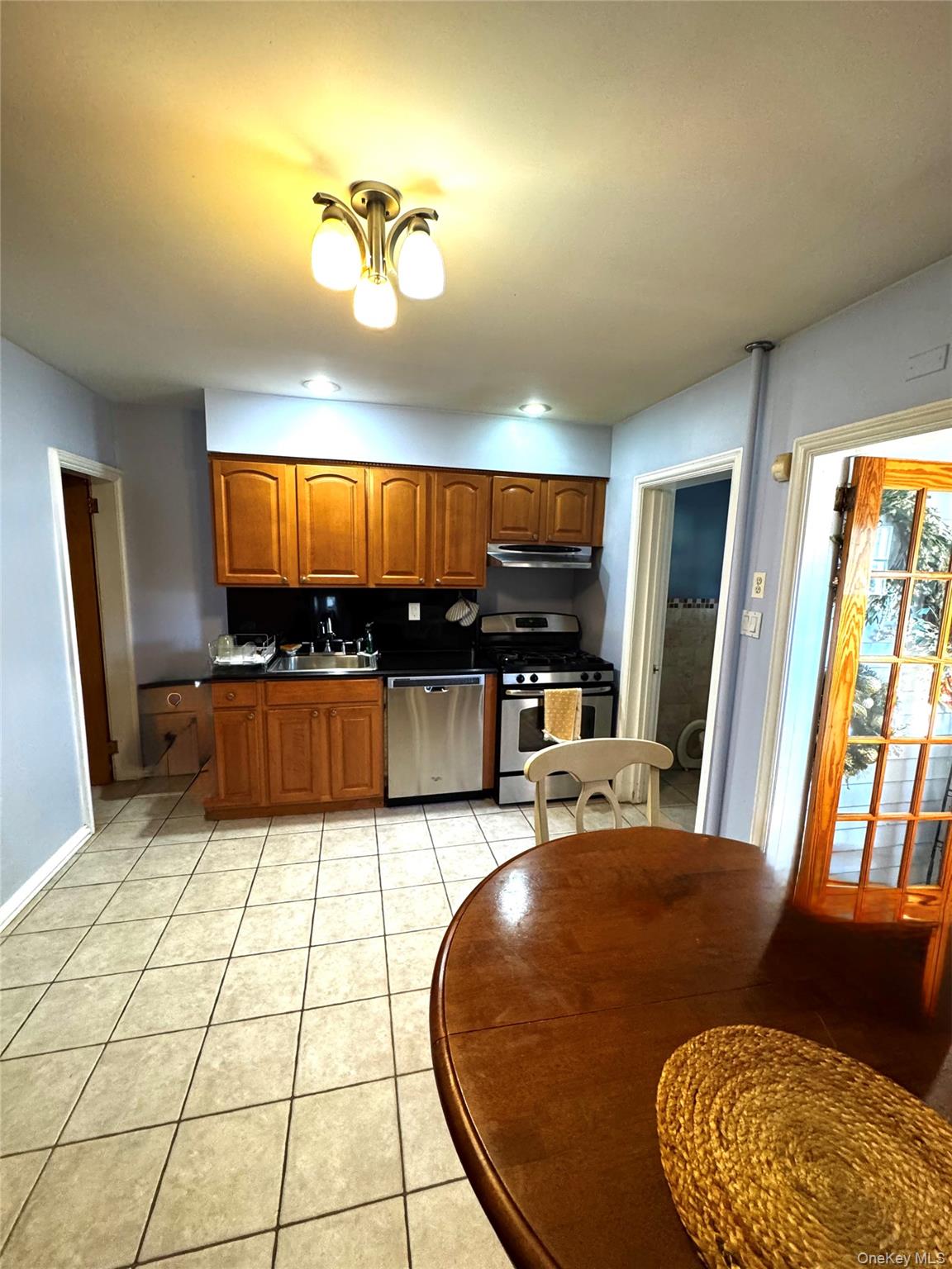 2888 Harrington Avenue, Bronx, NY 10461