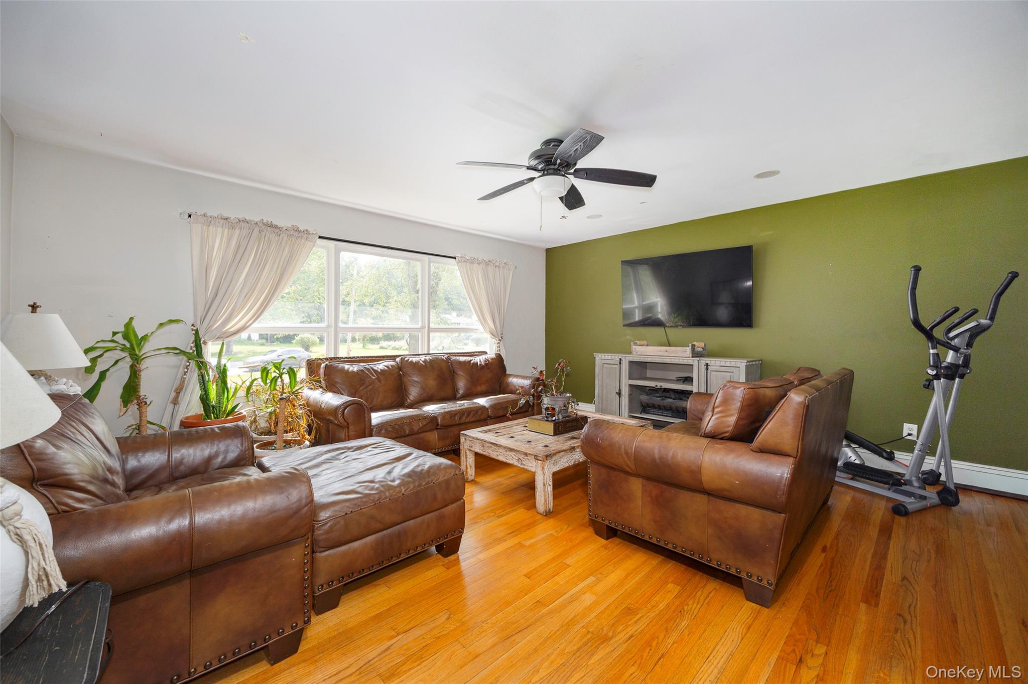 22 Lenart Place, Hopewell Junction, NY 12533