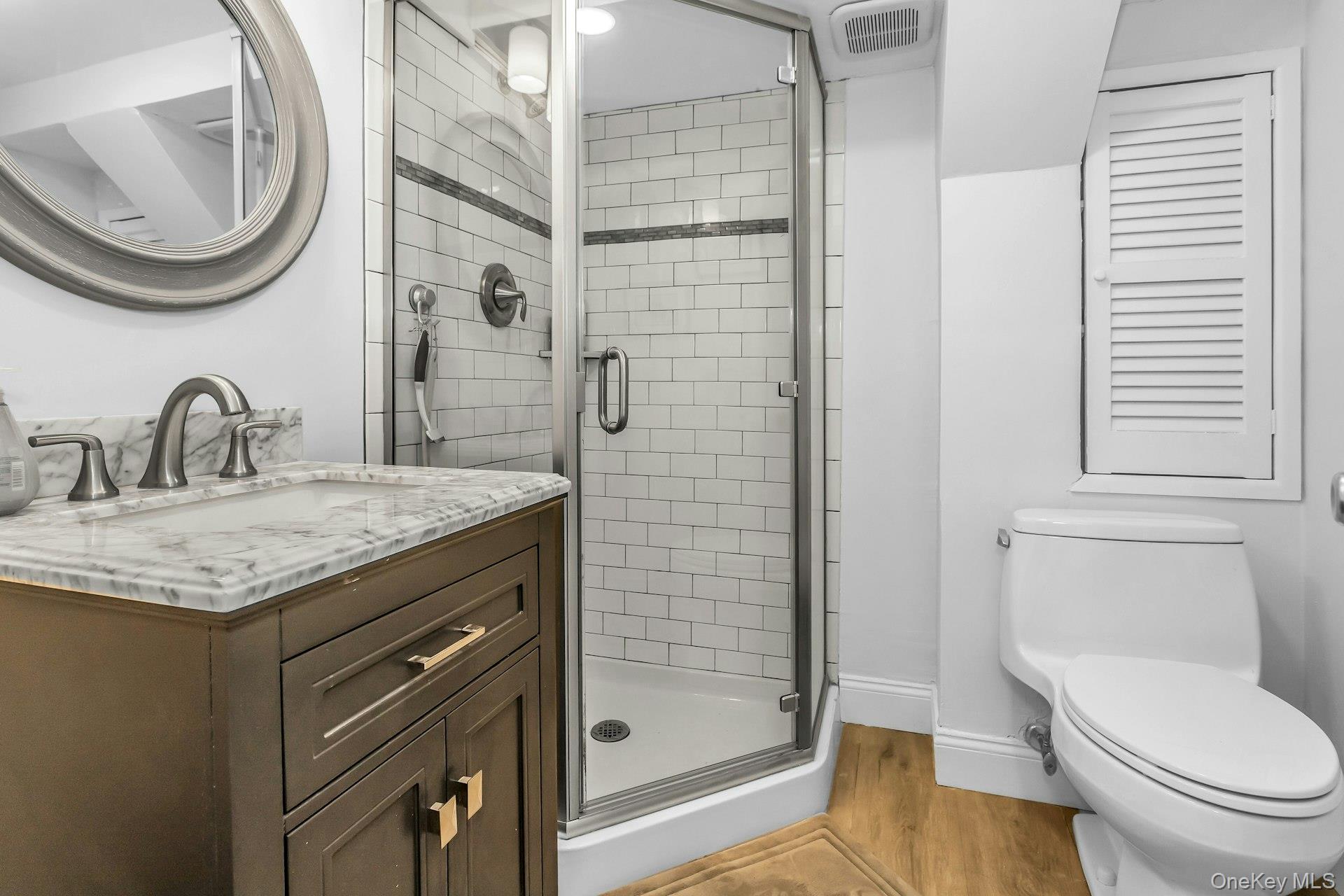 30 Azalea Court, Plainview, NY 11803