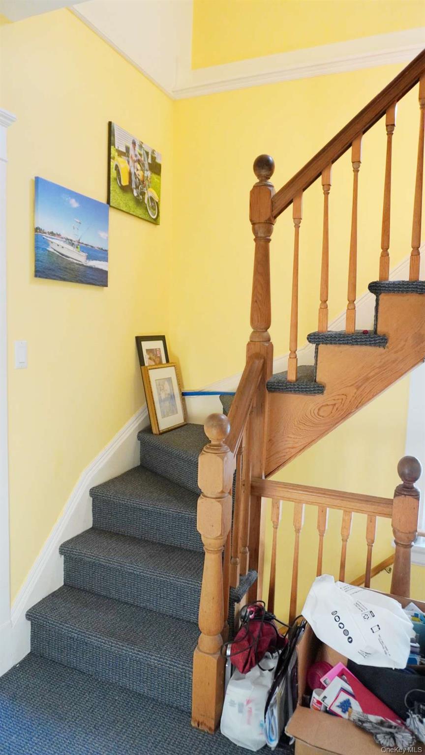 20 Pelhamside Drive, New Rochelle, NY 10801