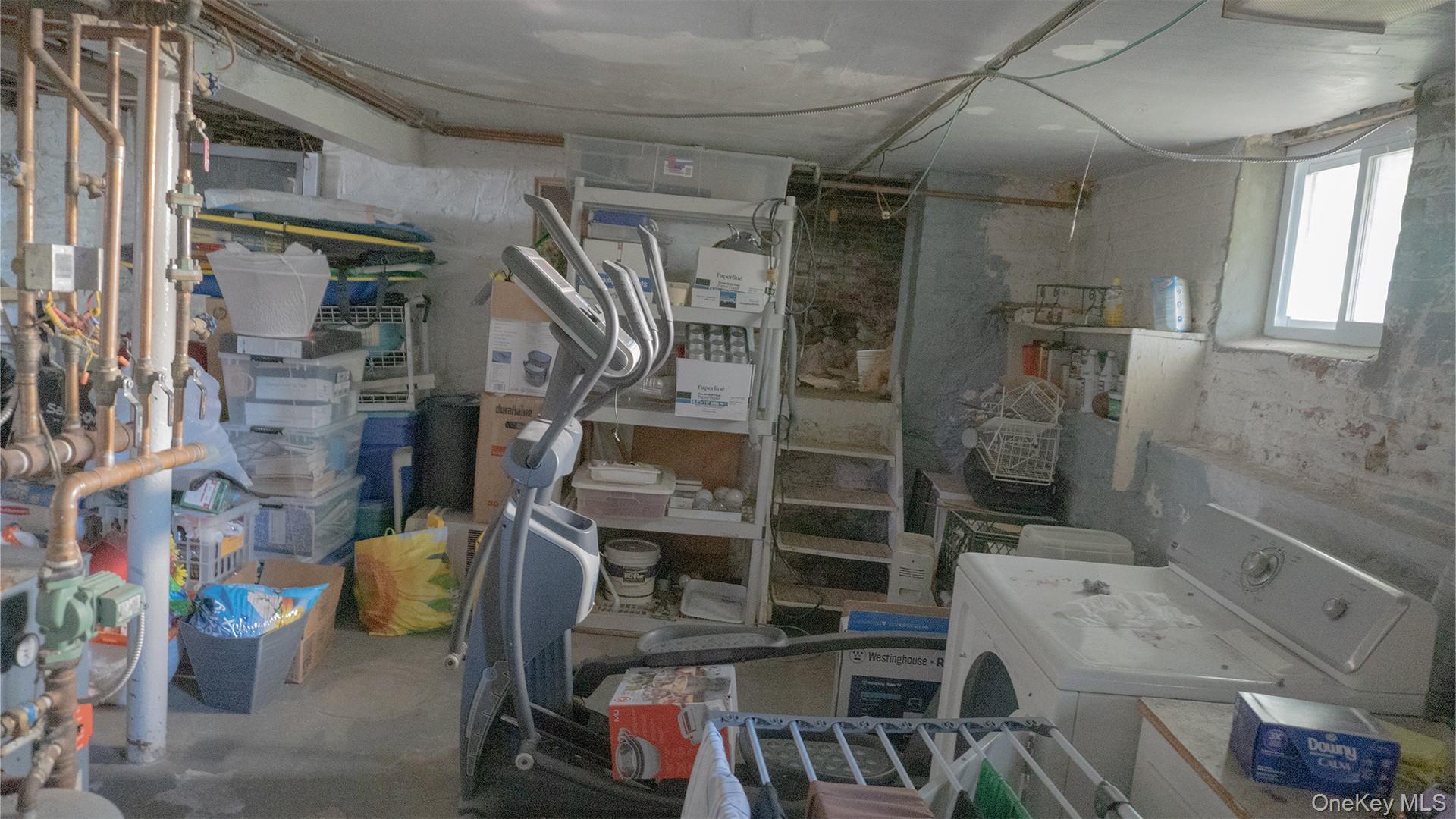 20 Pelhamside Drive, New Rochelle, NY 10801