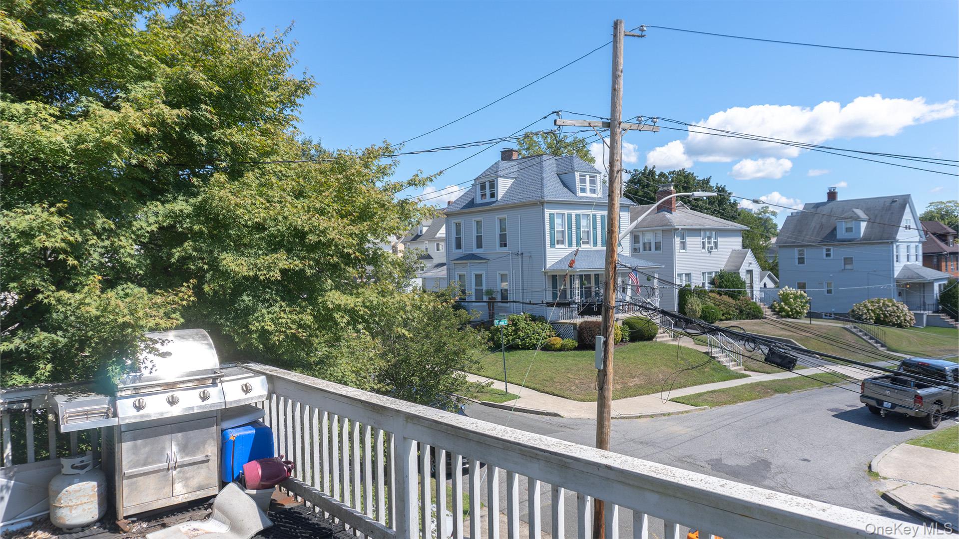 20 Pelhamside Drive, New Rochelle, NY 10801