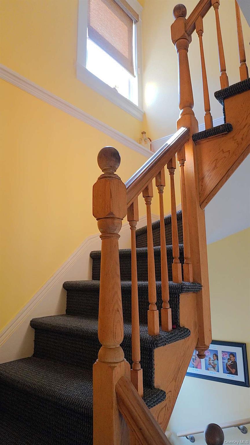 20 Pelhamside Drive, New Rochelle, NY 10801