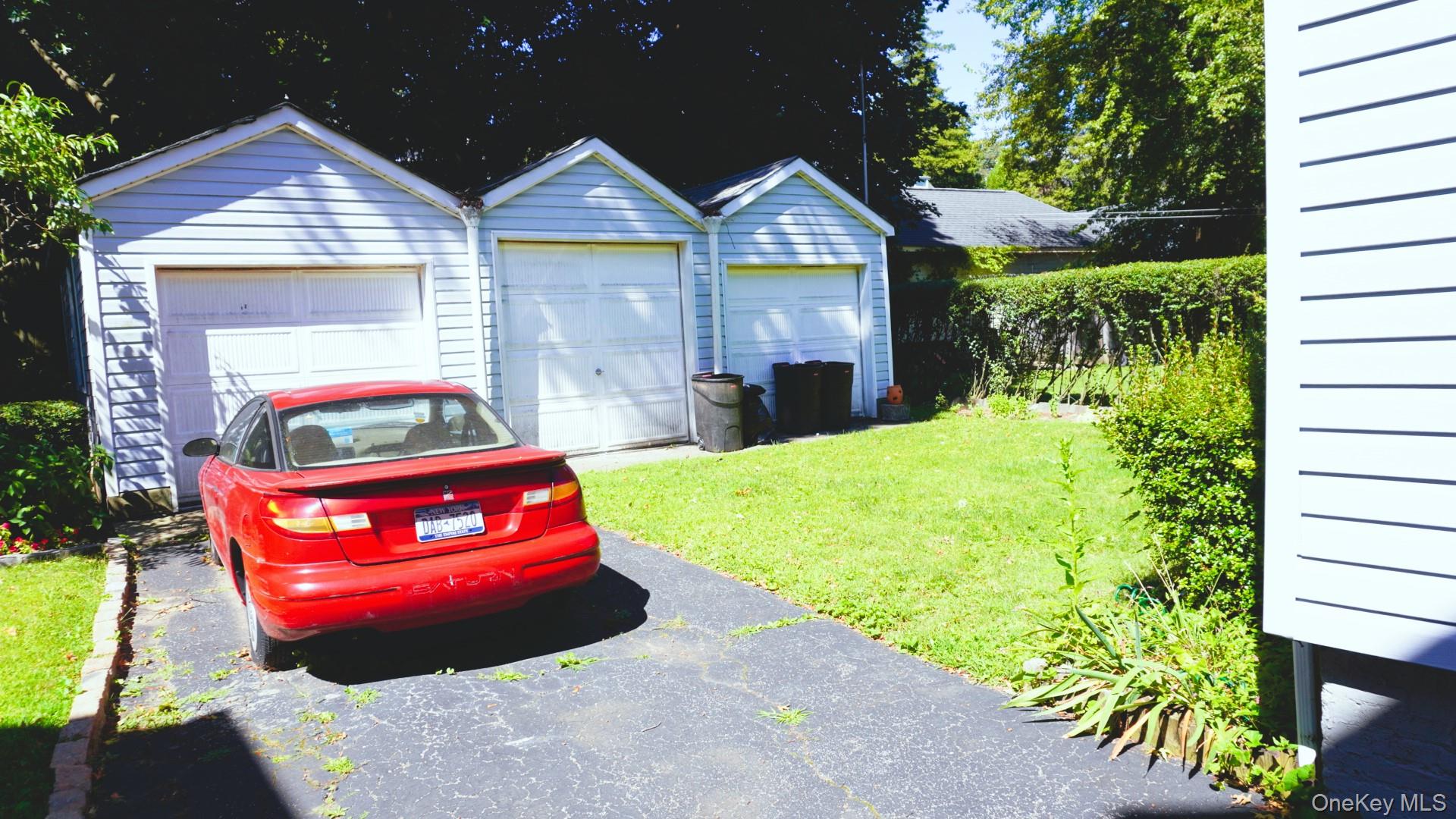 20 Pelhamside Drive, New Rochelle, NY 10801