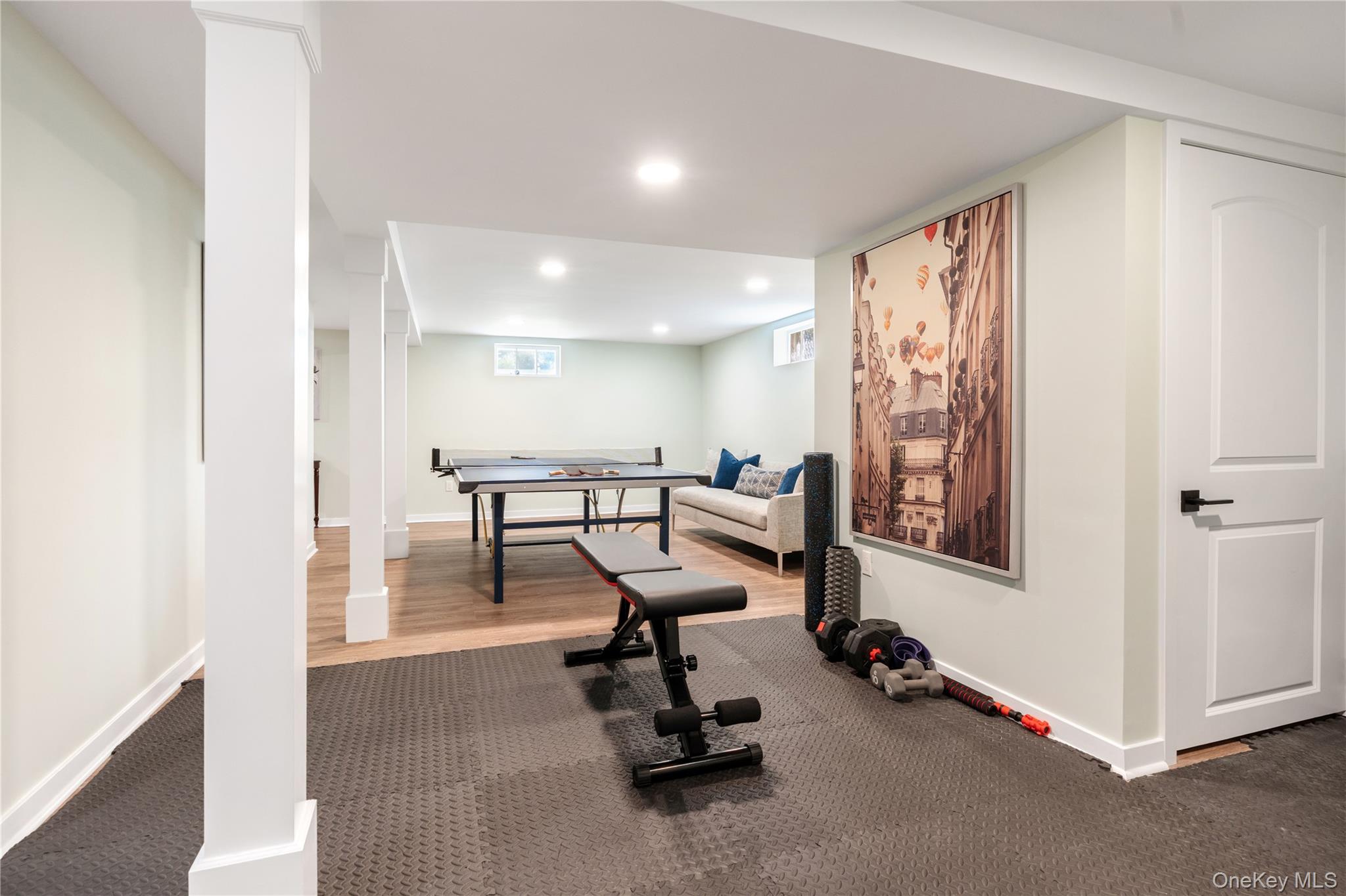 9 Piper Court, Saint James, NY 11780