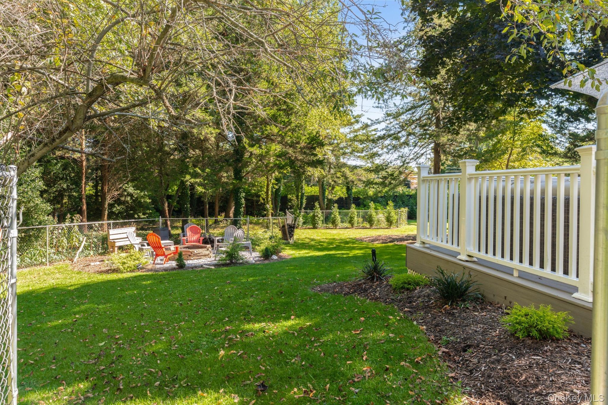 9 Piper Court, Saint James, NY 11780