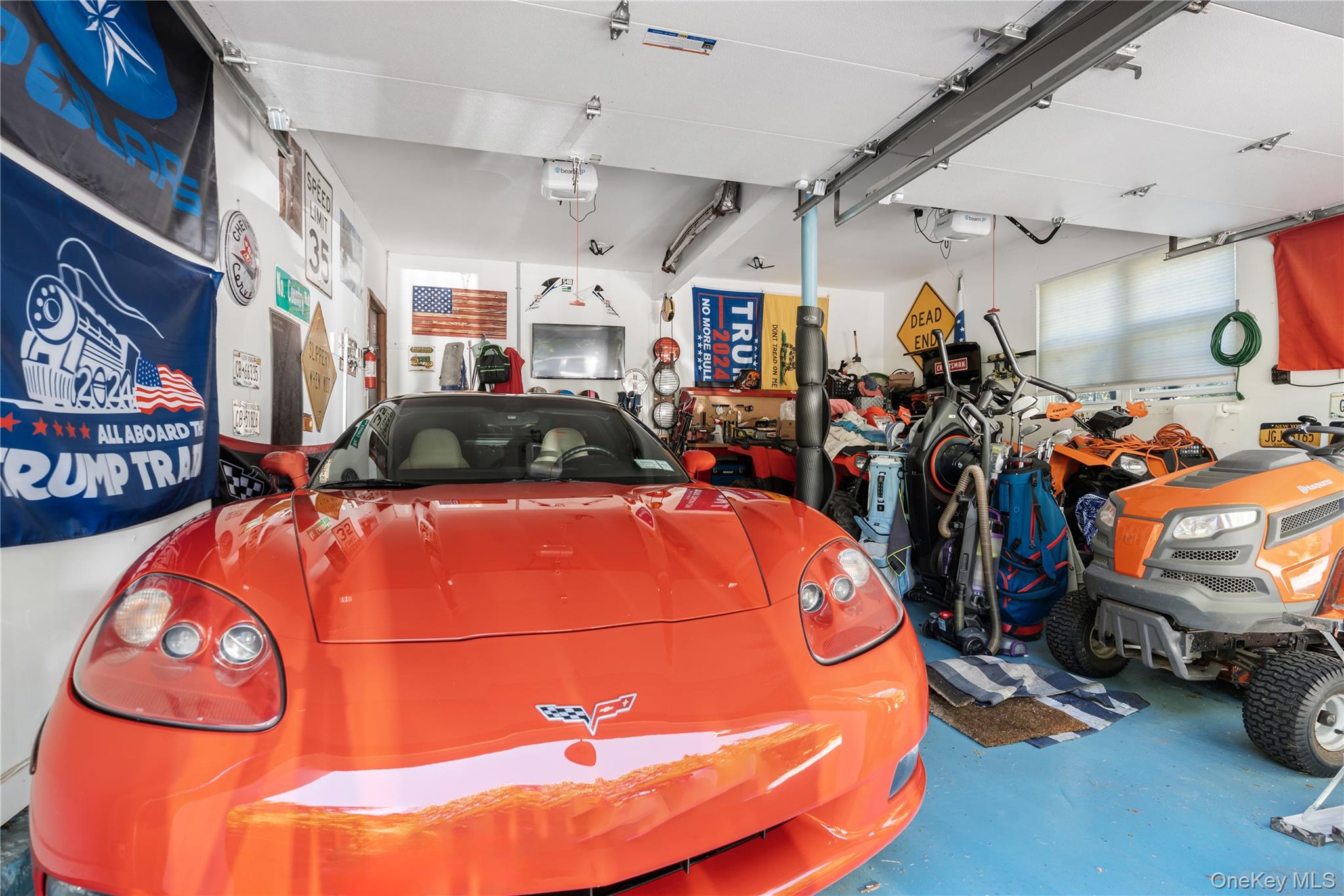 9 Piper Court, Saint James, NY 11780