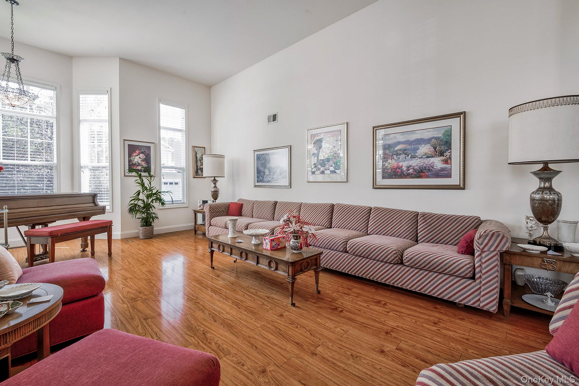 60 Pacific Dunes Court, Medford, NY 11763