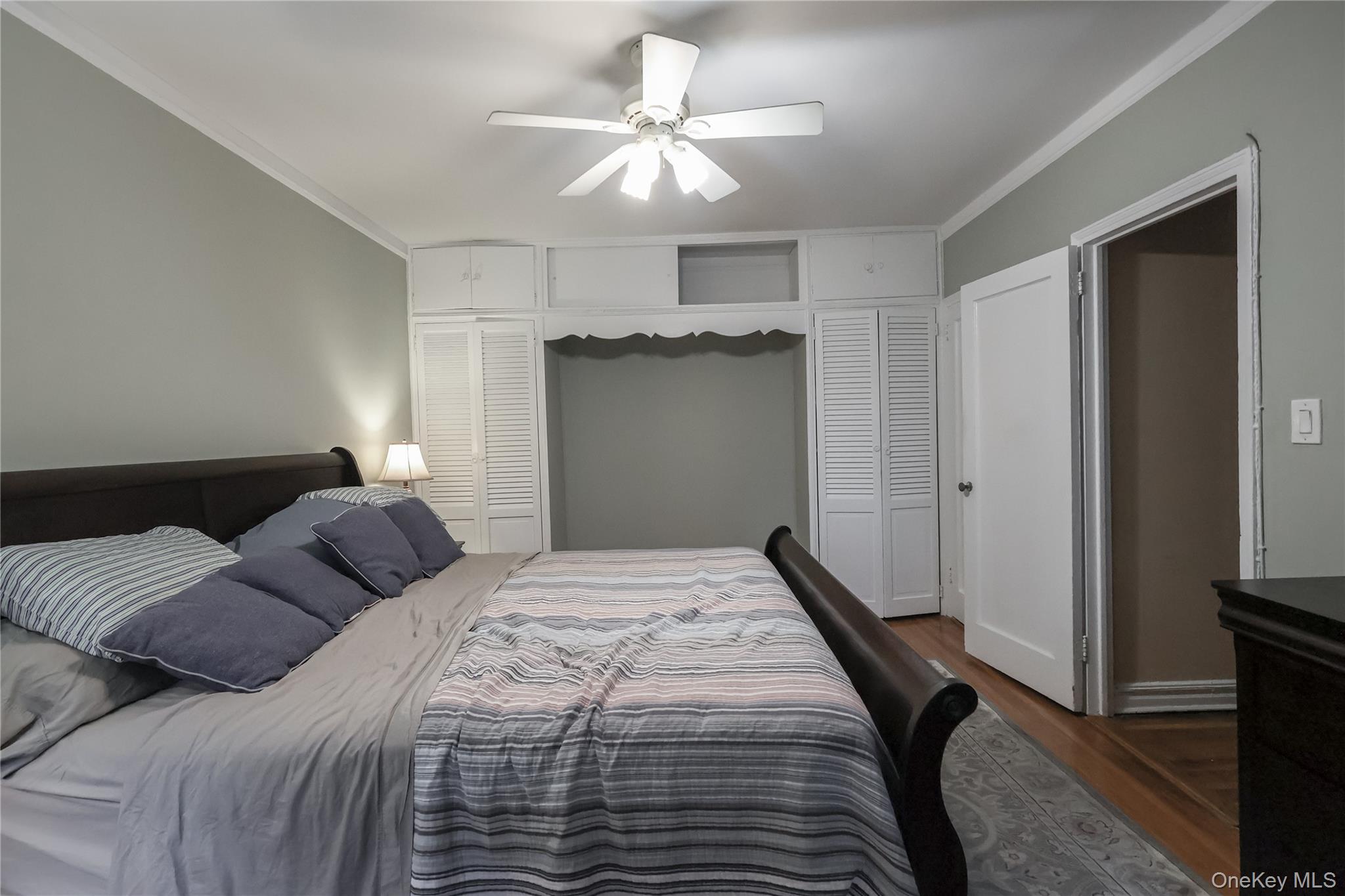 84-51 Beverly Rd # 2W, Kew Gardens, NY 11415