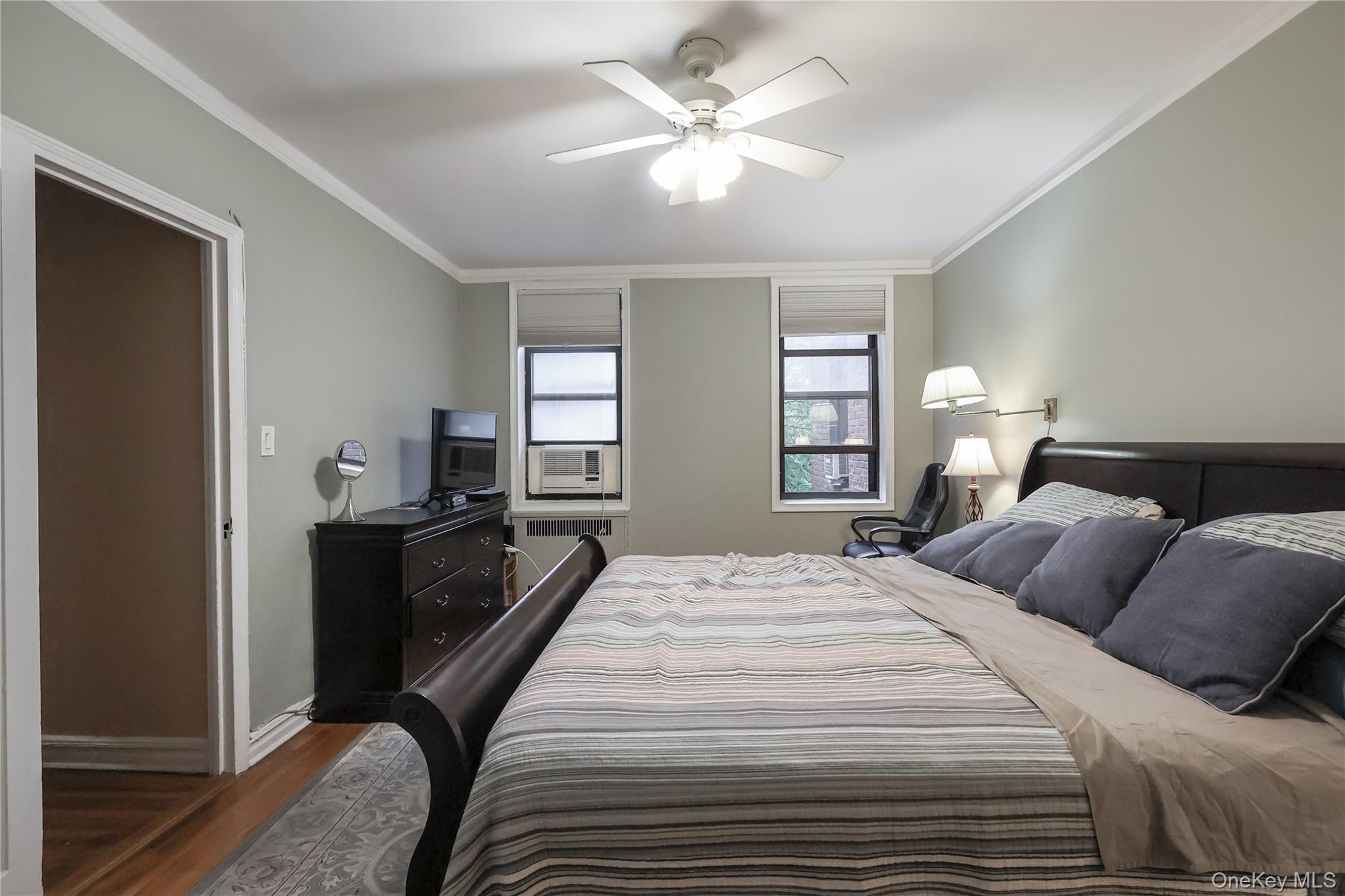 84-51 Beverly Rd # 2W, Kew Gardens, NY 11415