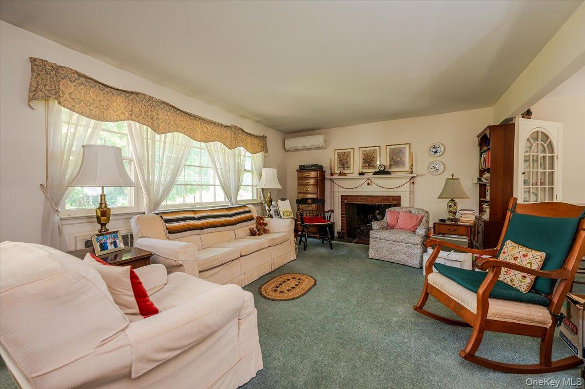 6 Wheeler Drive, Huntington Station, NY 11746