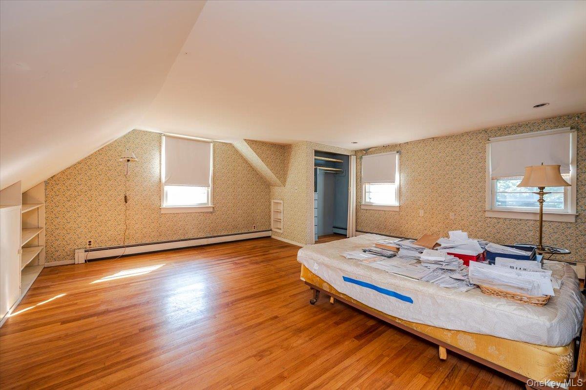 6 Wheeler Drive, Huntington Station, NY 11746