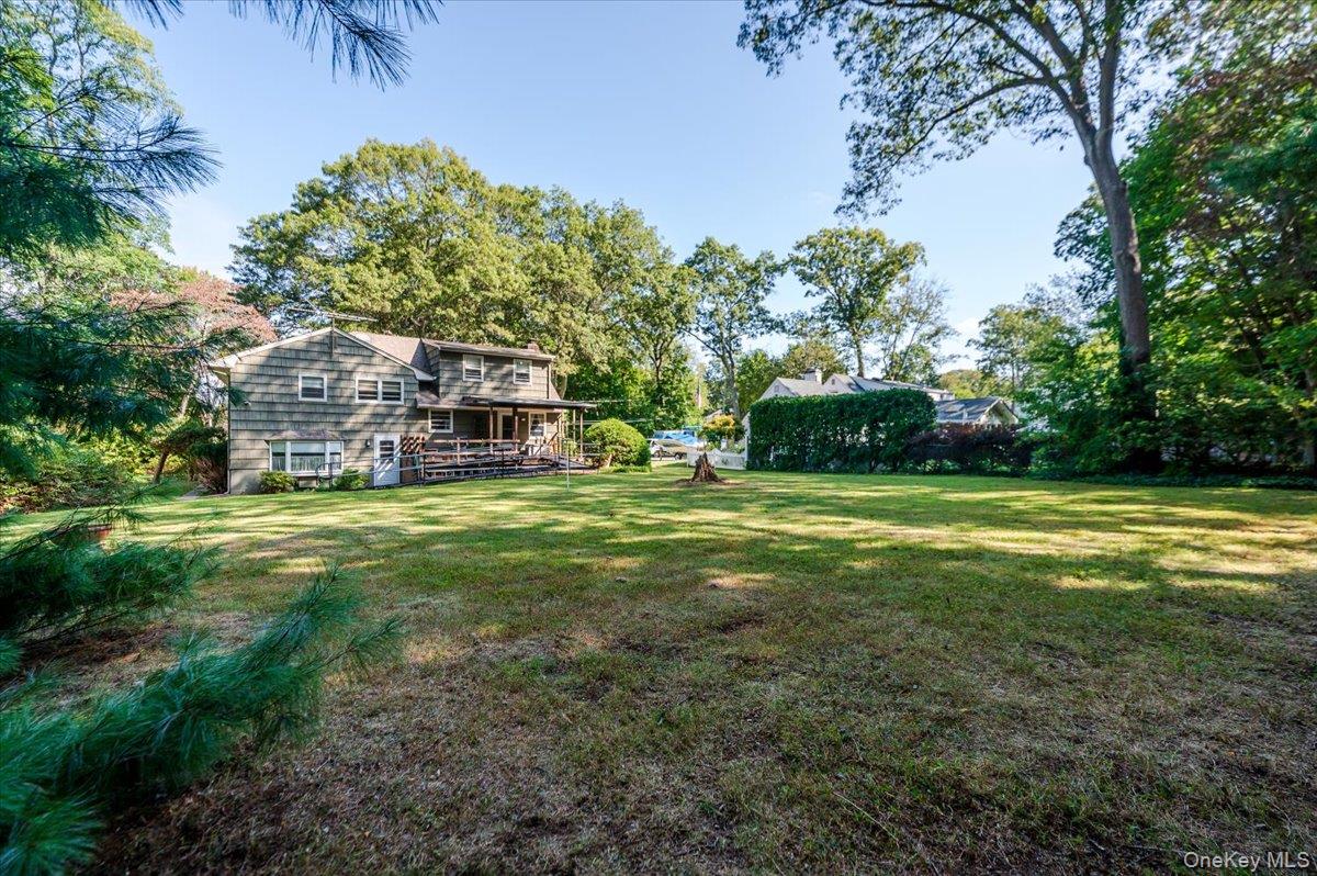 6 Wheeler Drive, Huntington Station, NY 11746