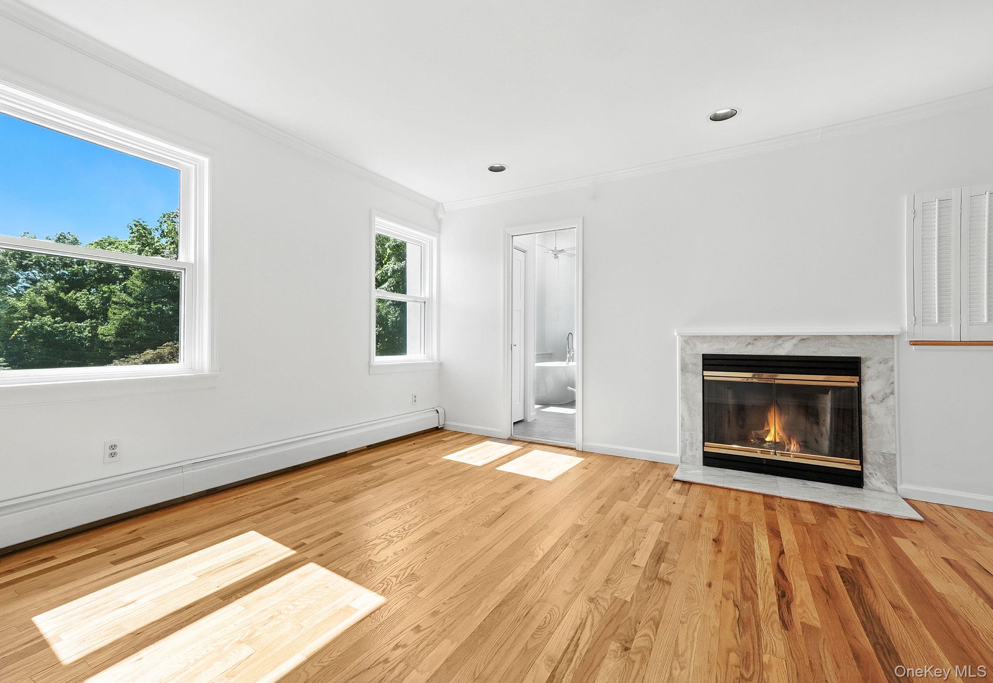 19 Friendship Lane, Red Hook, NY 12571