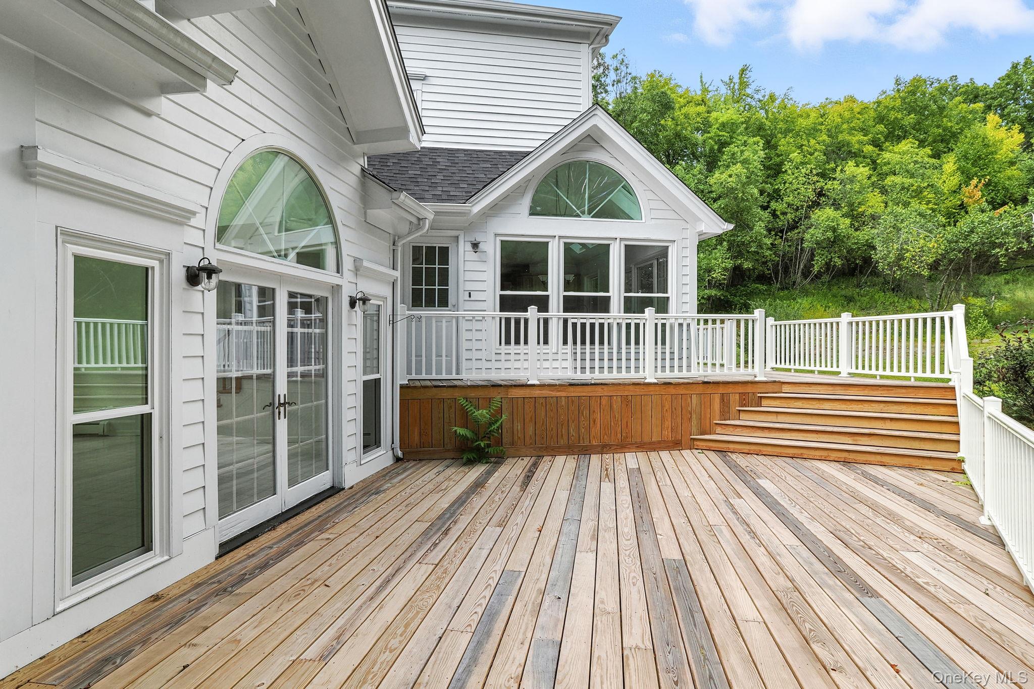 19 Friendship Lane, Red Hook, NY 12571