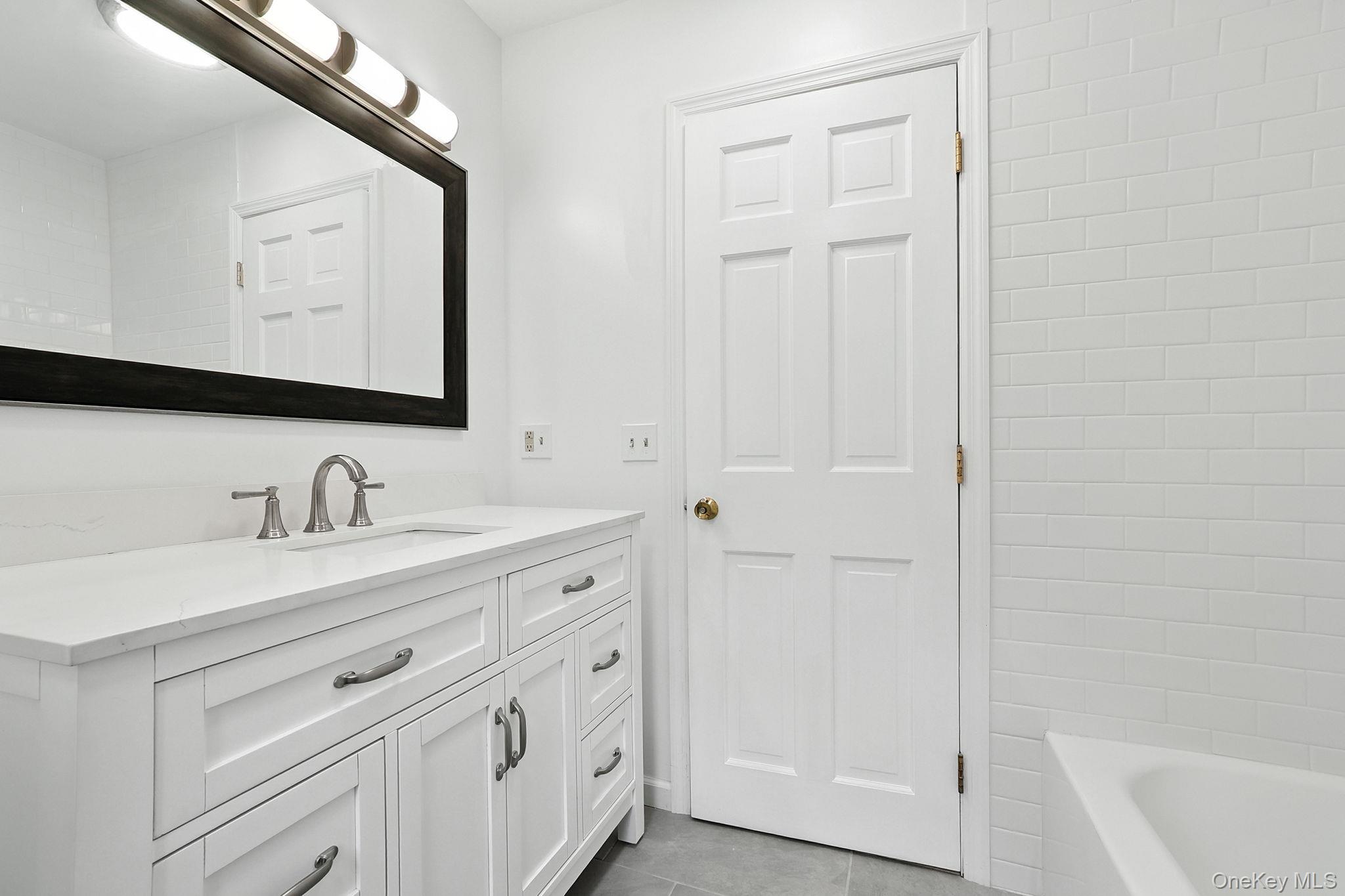 19 Friendship Lane, Red Hook, NY 12571