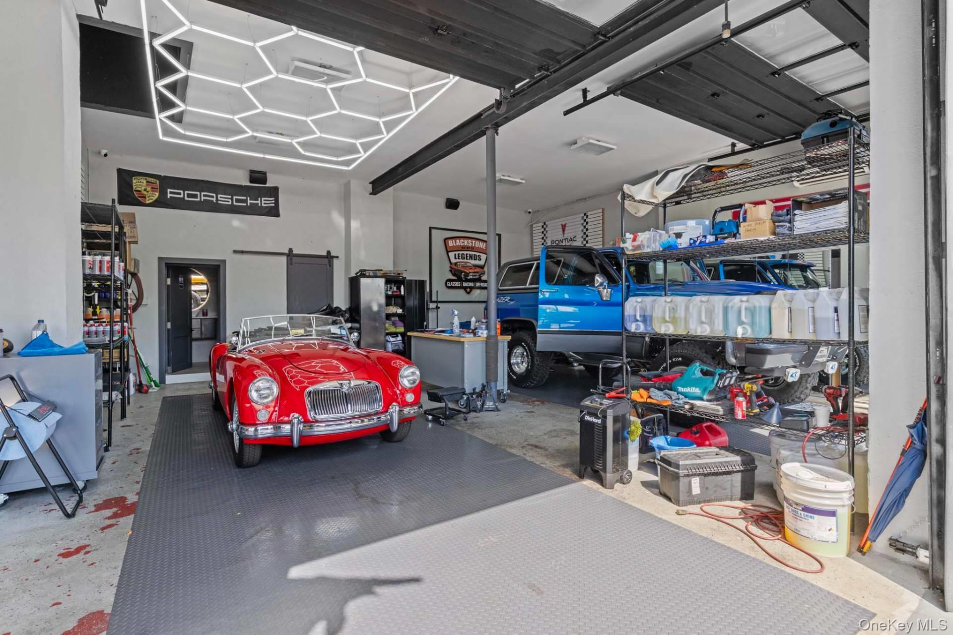 715 County Road 39, Southampton, NY 11968