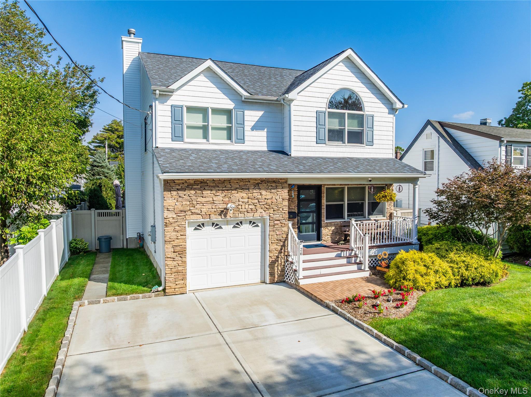 26 Kearney Avenue, Bethpage, NY 11714