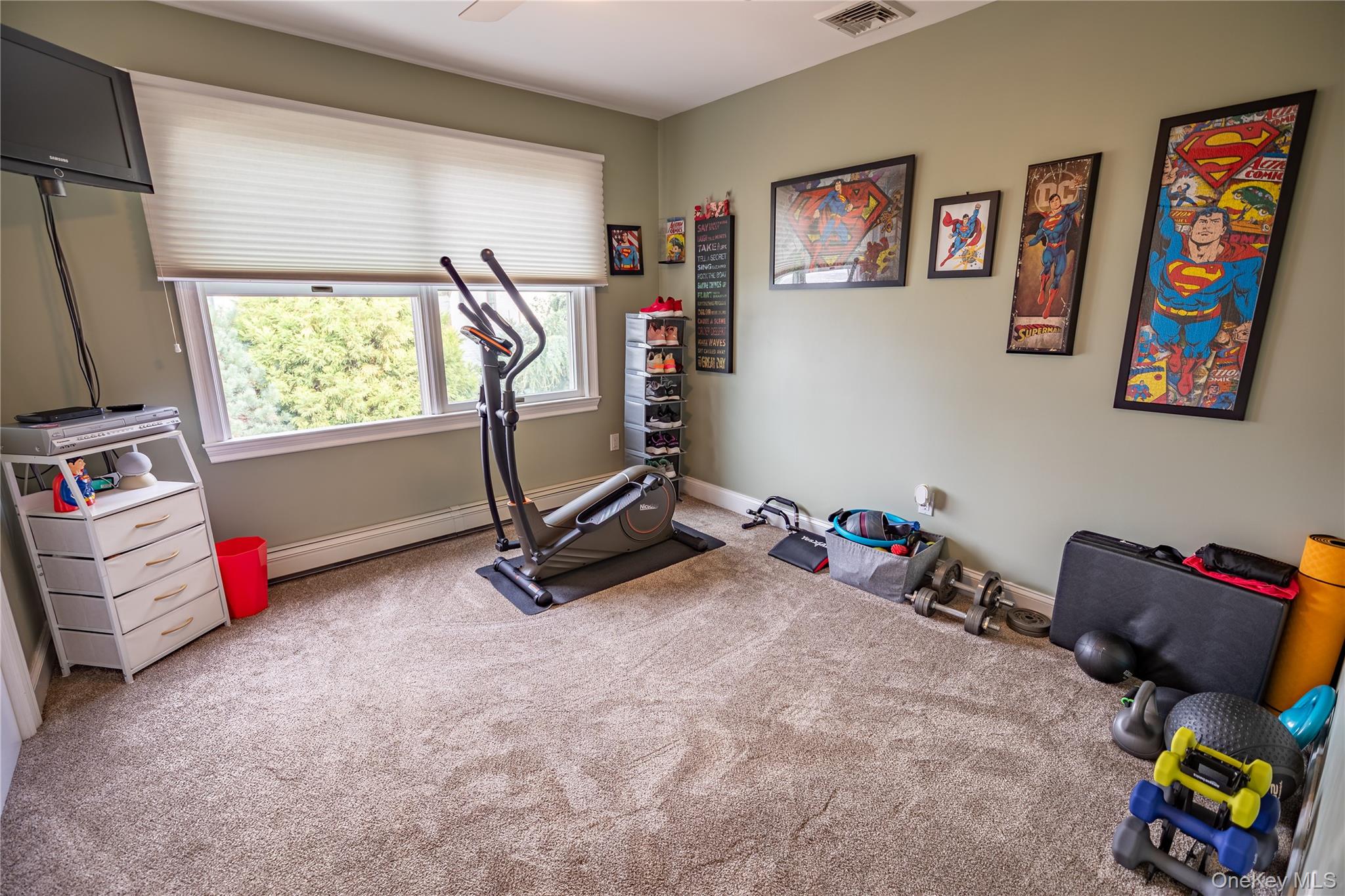 26 Kearney Avenue, Bethpage, NY 11714