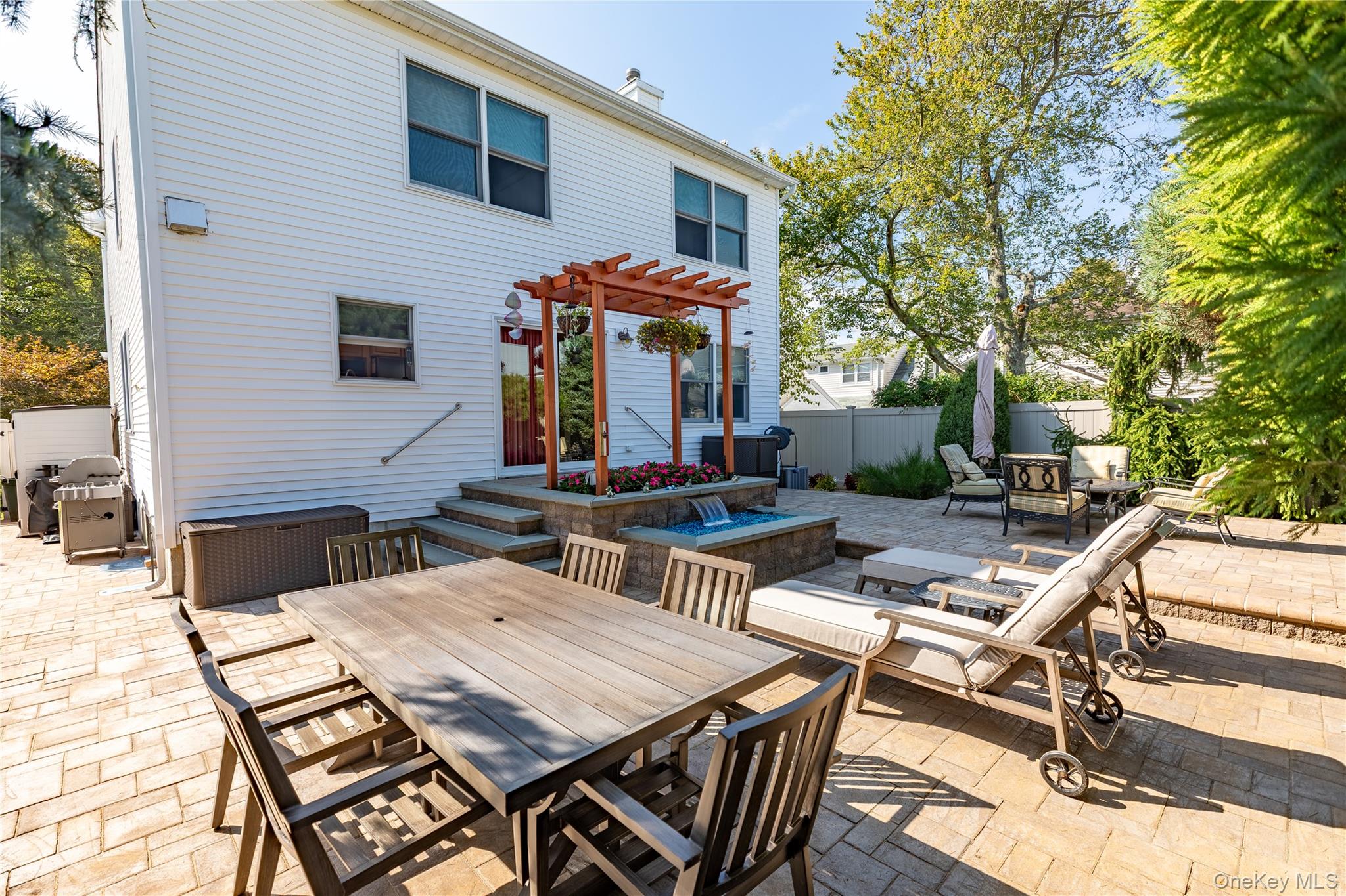 26 Kearney Avenue, Bethpage, NY 11714