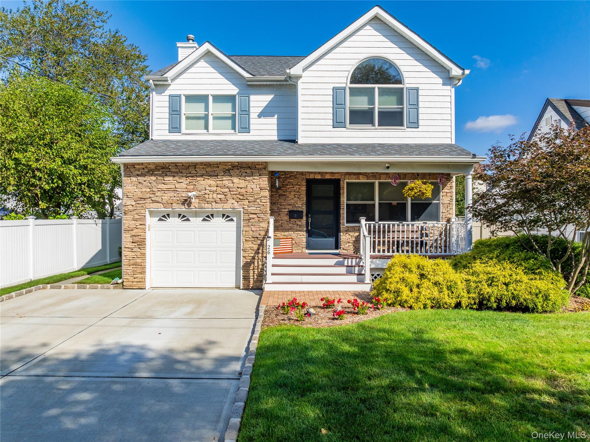 26 Kearney Avenue, Bethpage, NY 11714