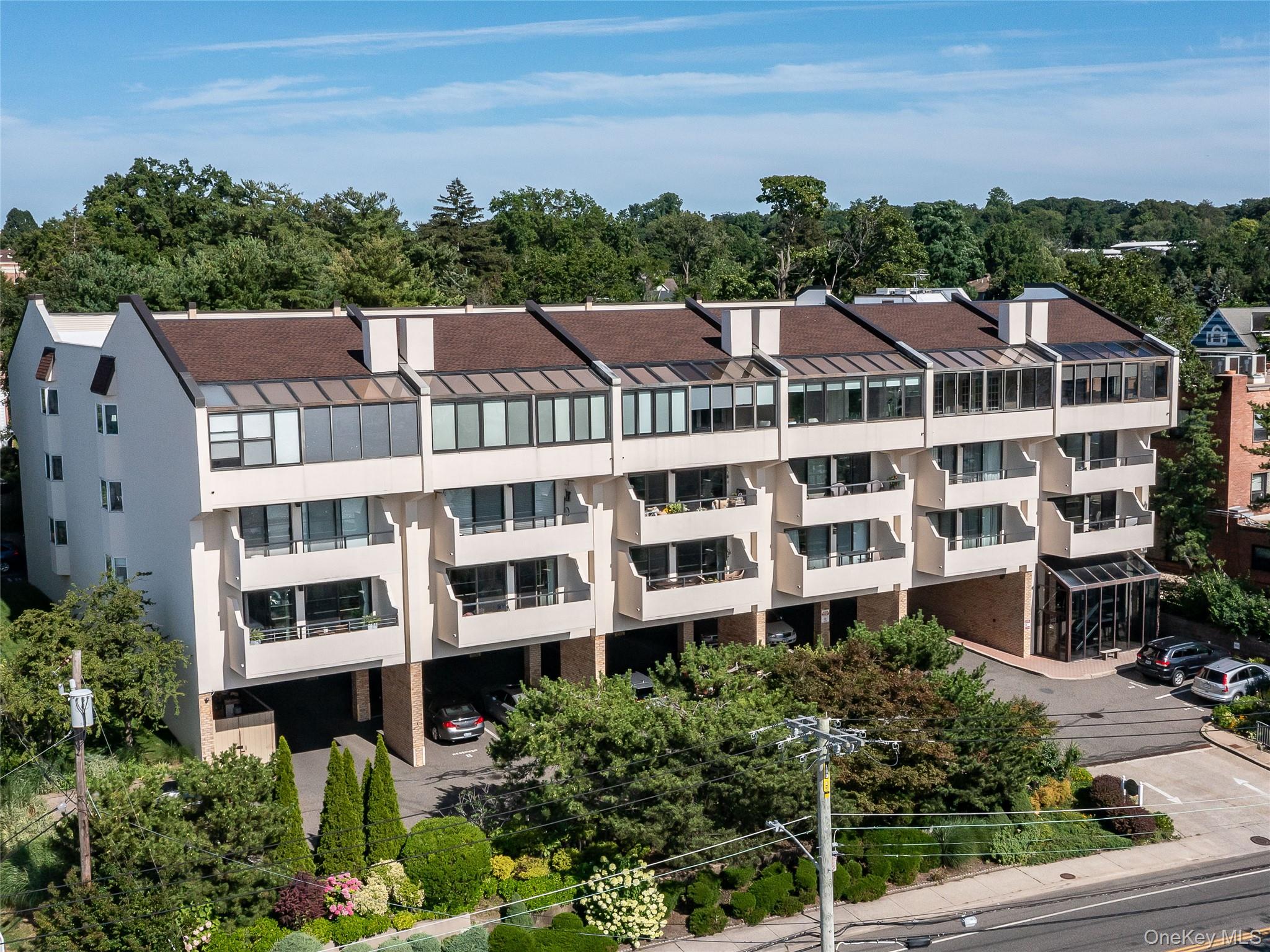 372 Main Street # 105, Port Washington, NY 11050