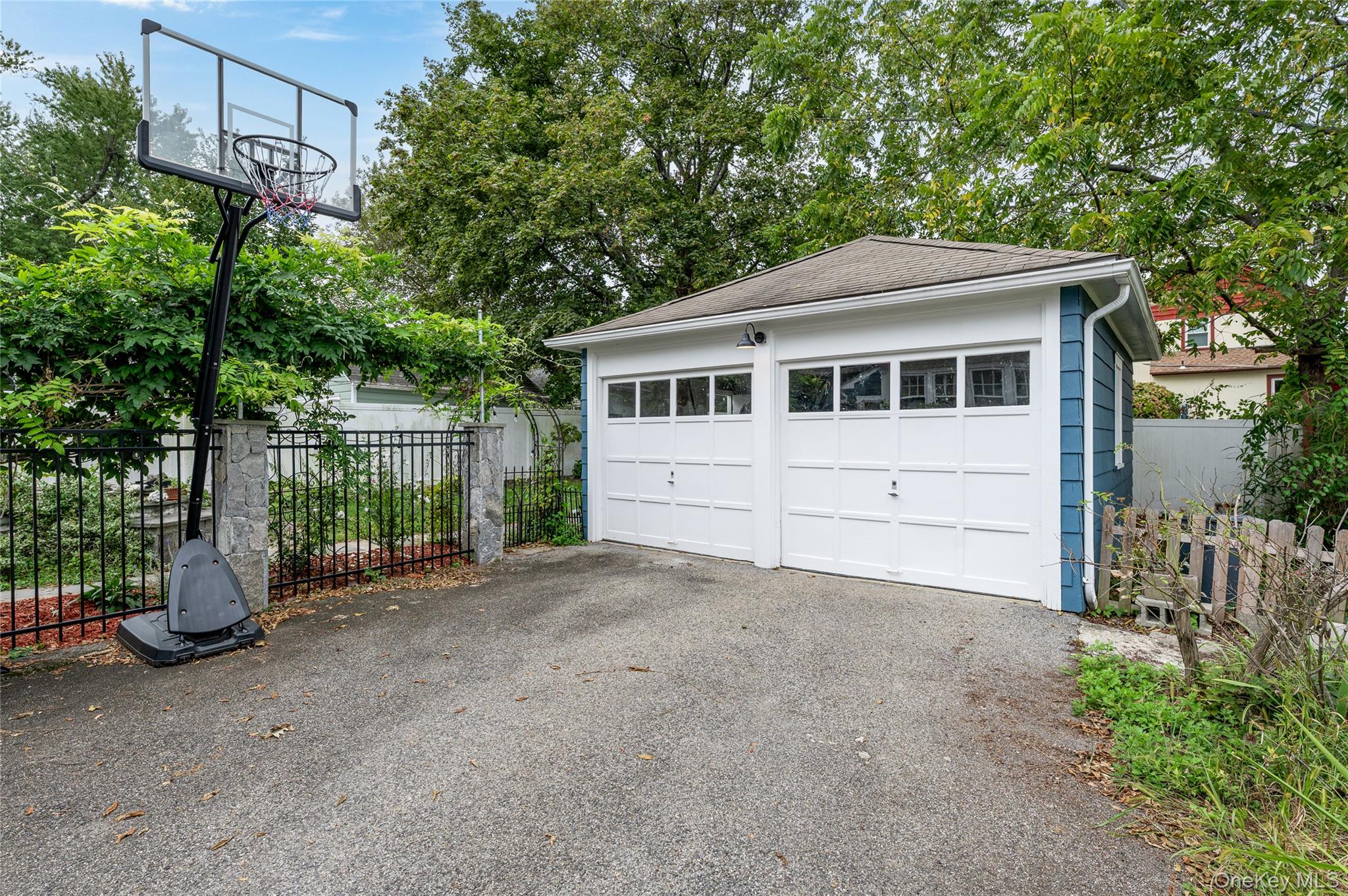 10 Mohegan Road, Ossining, NY 10562