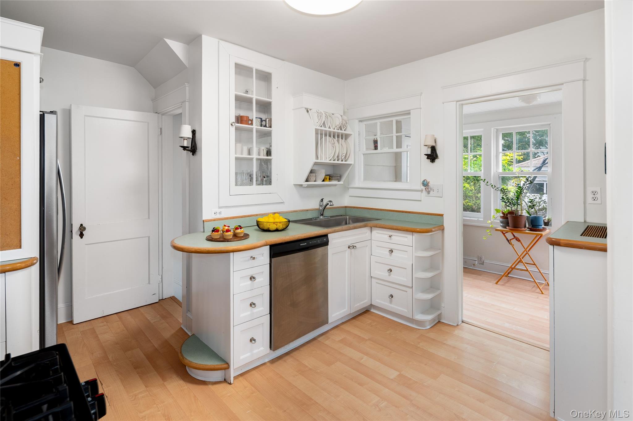 10 Mohegan Road, Ossining, NY 10562