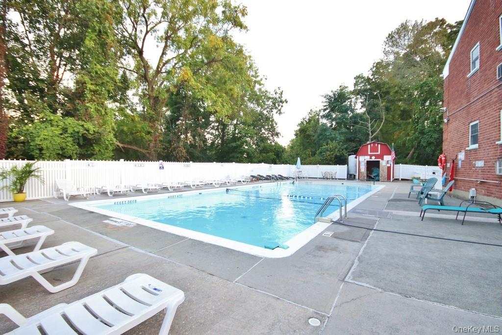 1879 Crompond Road # F-15, Peekskill, NY 10566