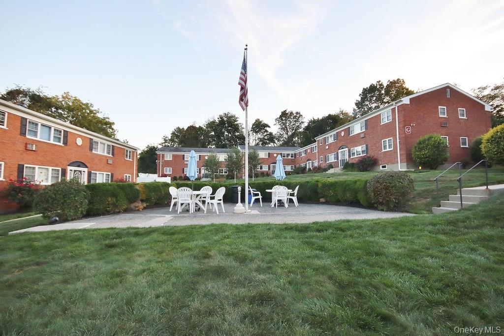 1879 Crompond Road # F-15, Peekskill, NY 10566