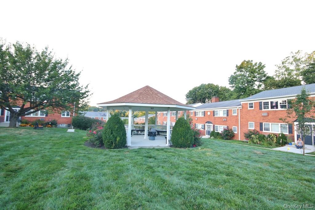 1879 Crompond Road # F-15, Peekskill, NY 10566