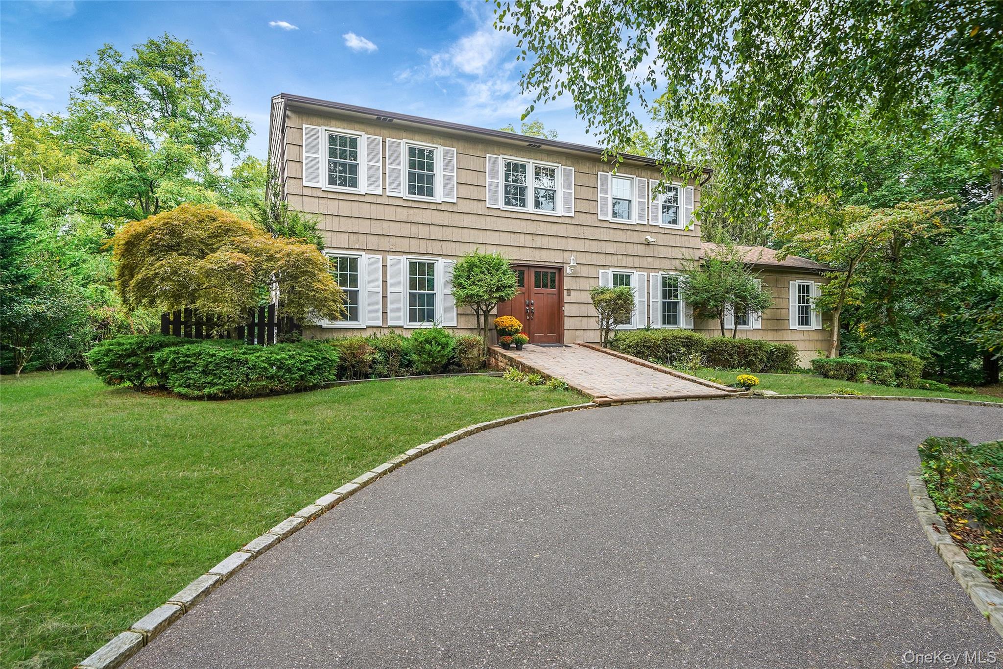 2 Pebble Hill Drive, Fort Salonga, NY 11768