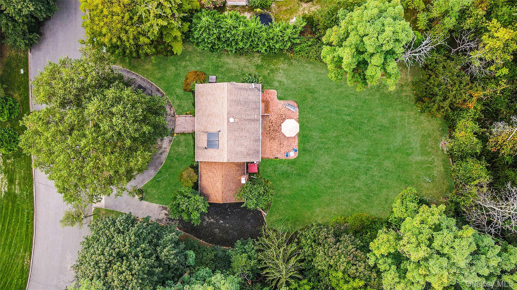 2 Pebble Hill Drive, Fort Salonga, NY 11768