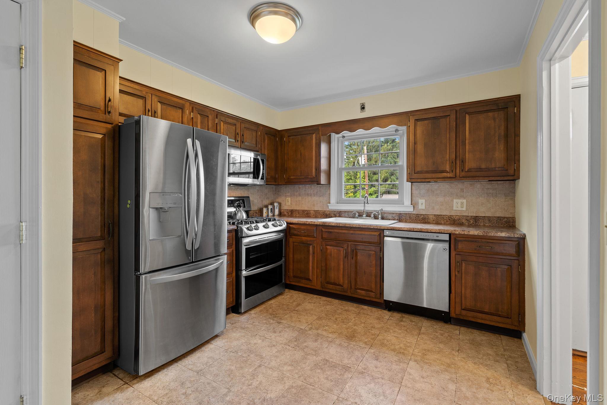 28 Willis Avenue, Cornwall On Hudson, NY 12520