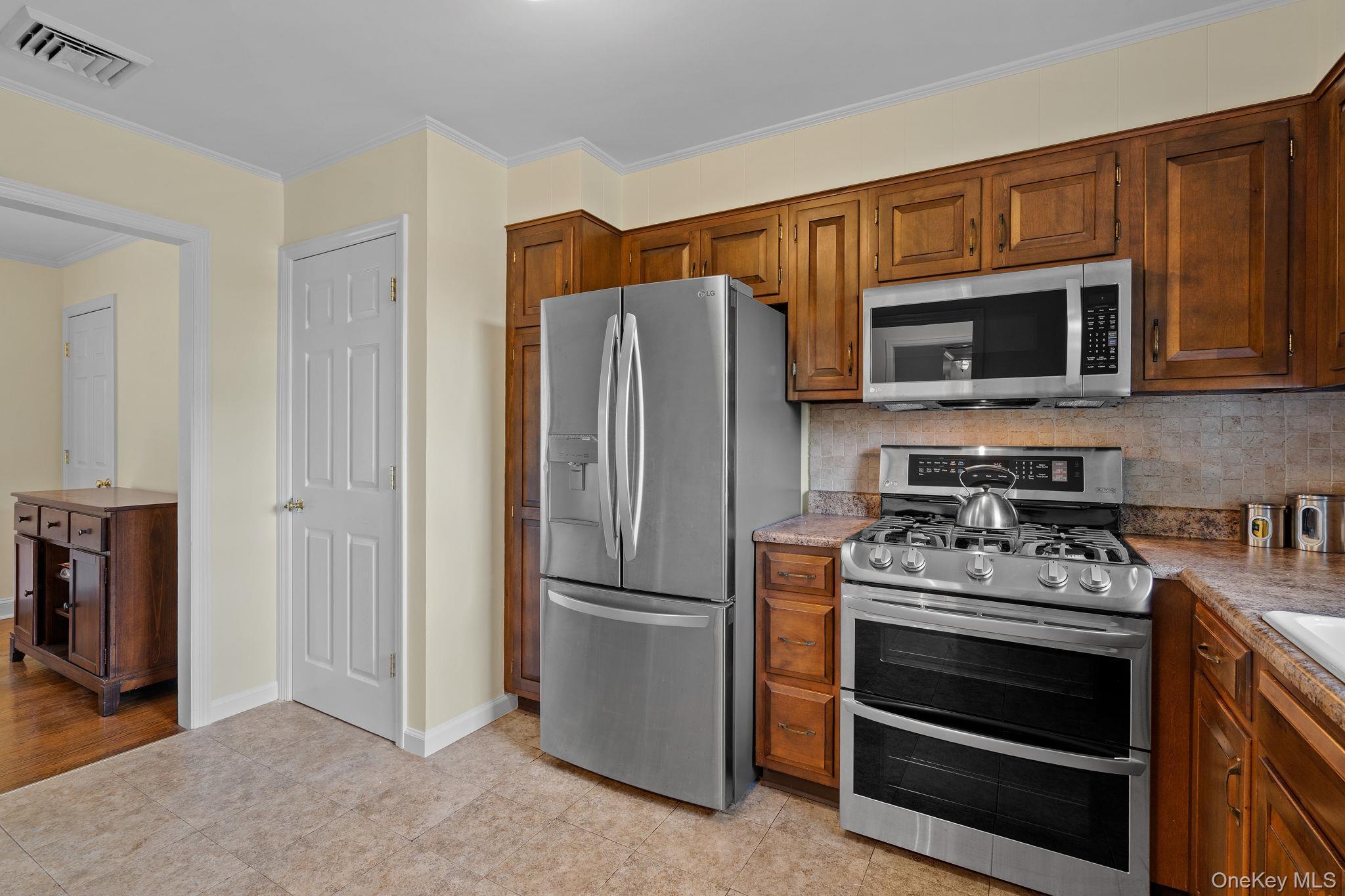 28 Willis Avenue, Cornwall On Hudson, NY 12520