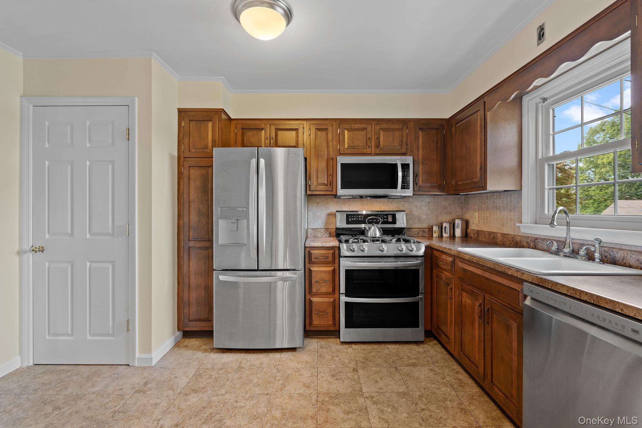 28 Willis Avenue, Cornwall On Hudson, NY 12520