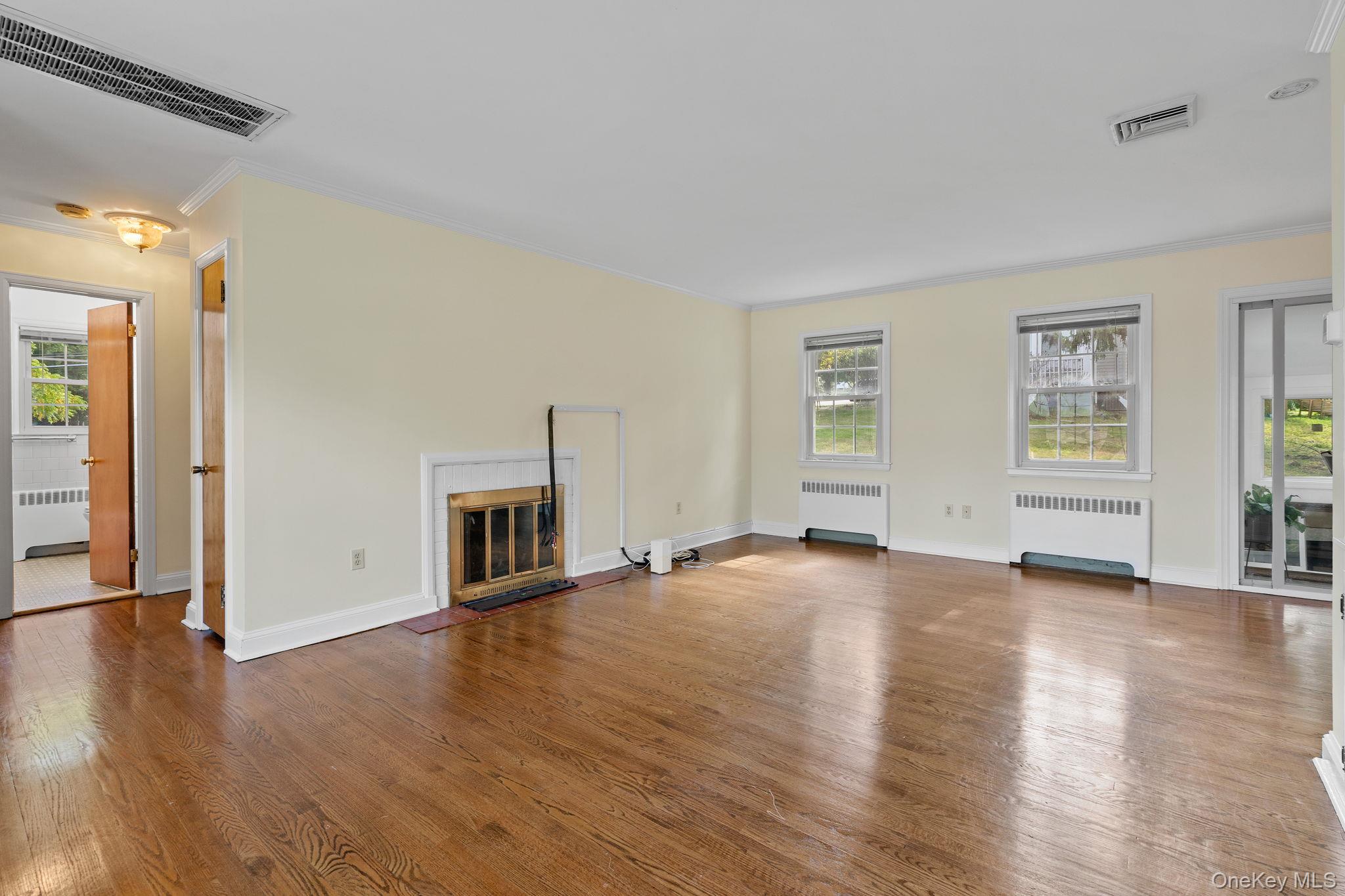 28 Willis Avenue, Cornwall On Hudson, NY 12520