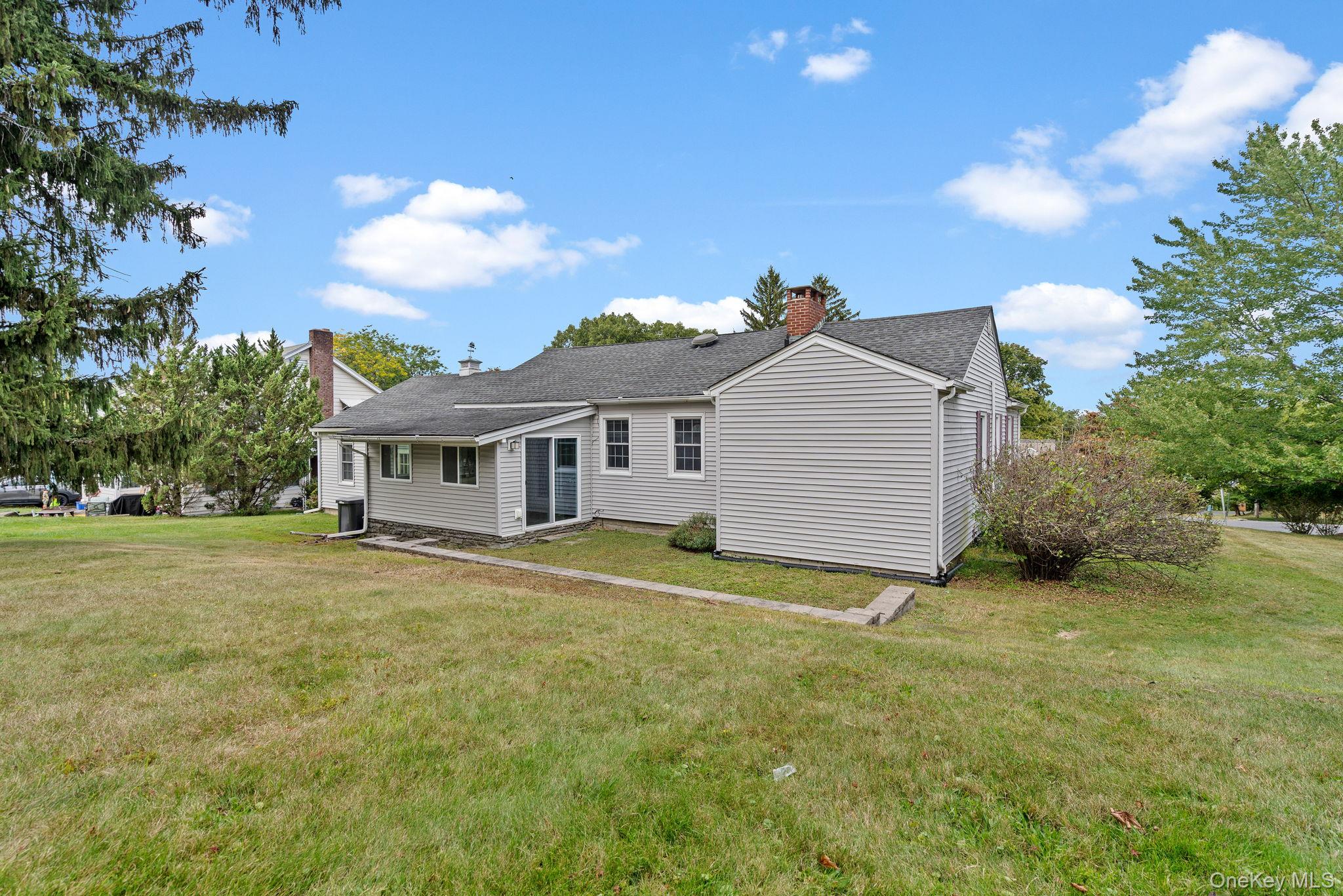 28 Willis Avenue, Cornwall On Hudson, NY 12520