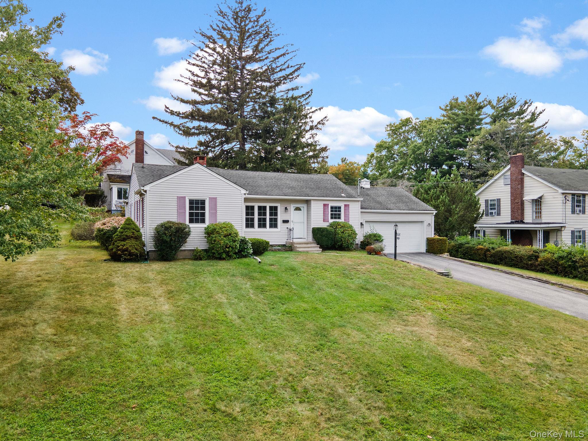 28 Willis Avenue, Cornwall On Hudson, NY 12520