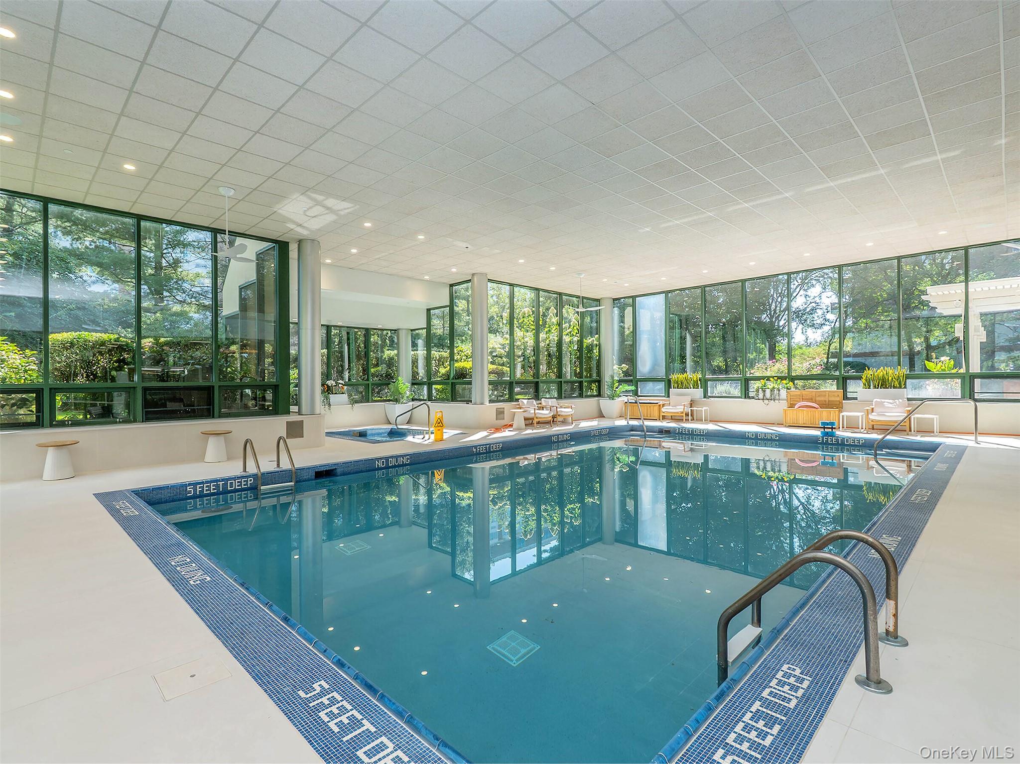 100 Hilton Avenue # 607E, Garden City, NY 11530