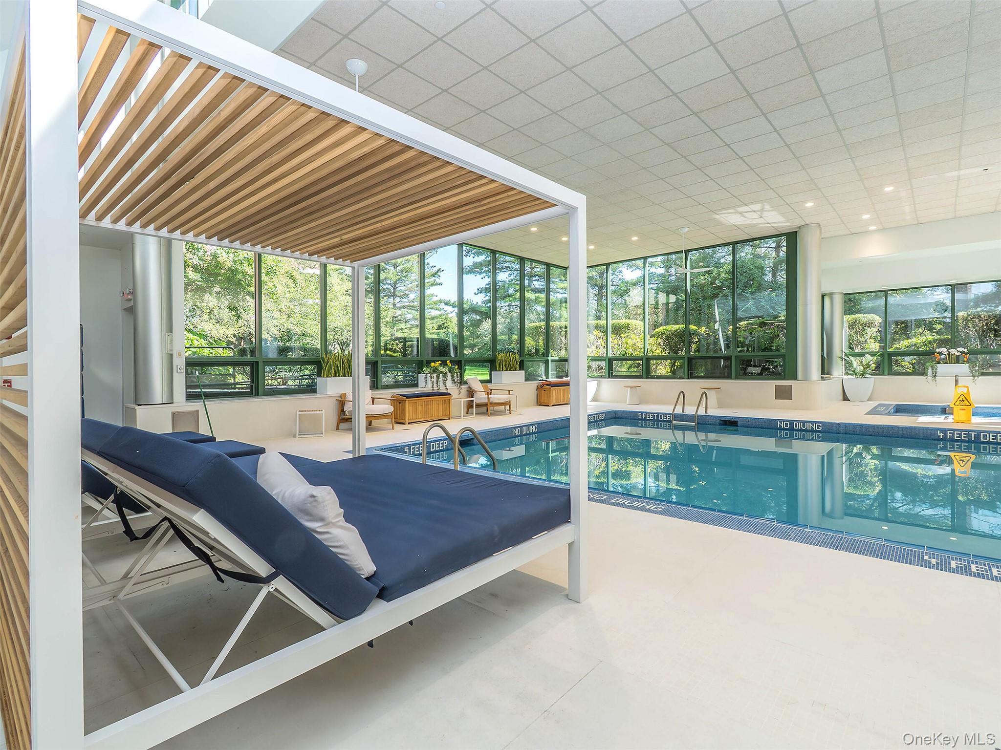 100 Hilton Avenue # 607E, Garden City, NY 11530