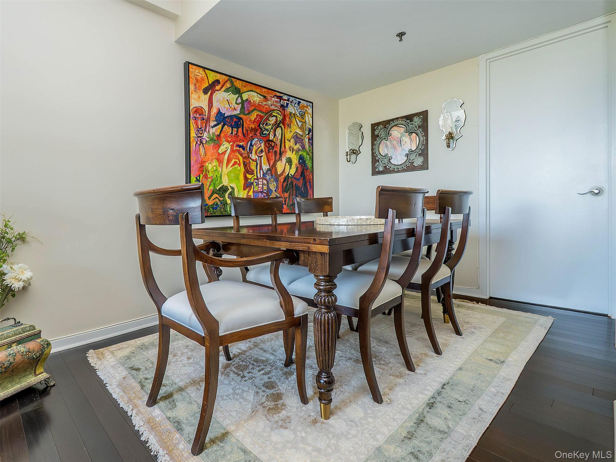 100 Hilton Avenue # 607E, Garden City, NY 11530