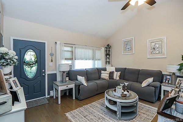 97 Indian Head Road, Kings Park, NY 11754